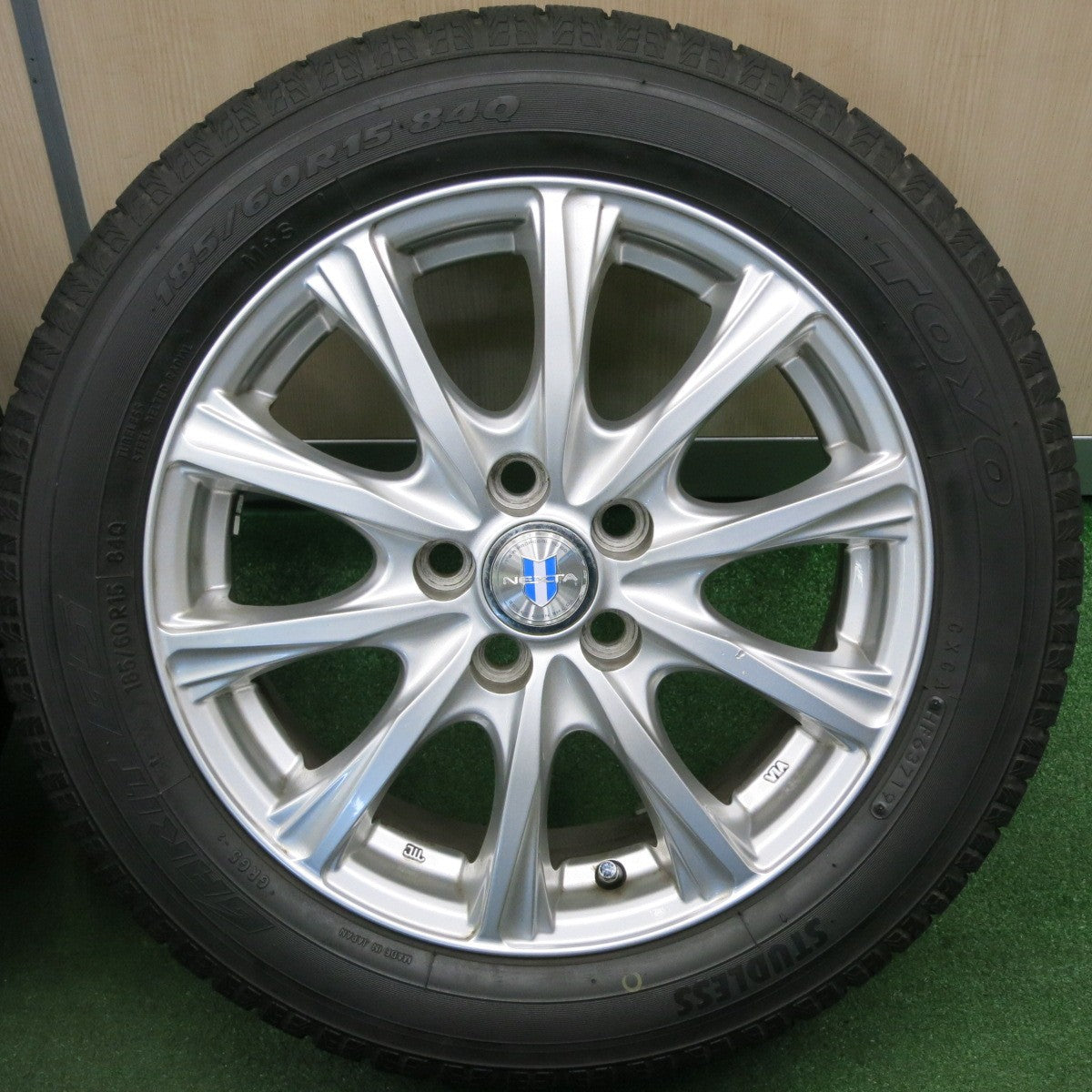 *送料無料* バリ溝！9分★スタッドレス 185/60R15 トーヨー ガリット G5 NEXTA ネクスタ 15インチ PCD100/5H★4041503TNス