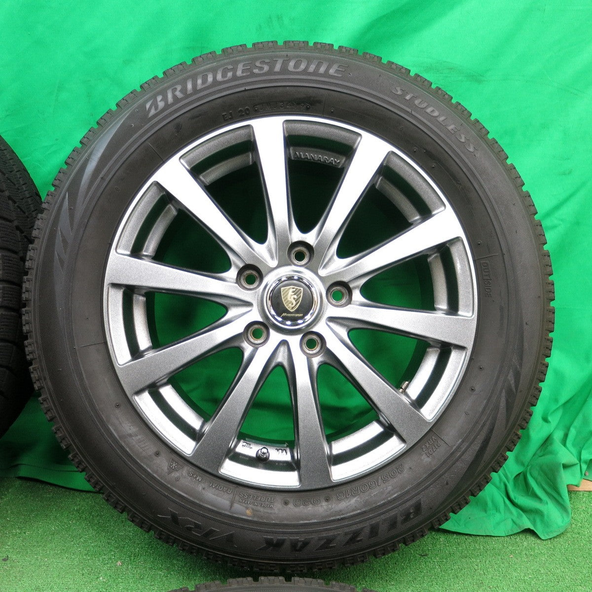 *送料無料* バリ溝！キレイ！8.5分★スタッドレス 205/60R16 ブリヂストン ブリザック VRX MANARAY SPORT マナレイスポーツ PCD114.3/5H★4042210ナス