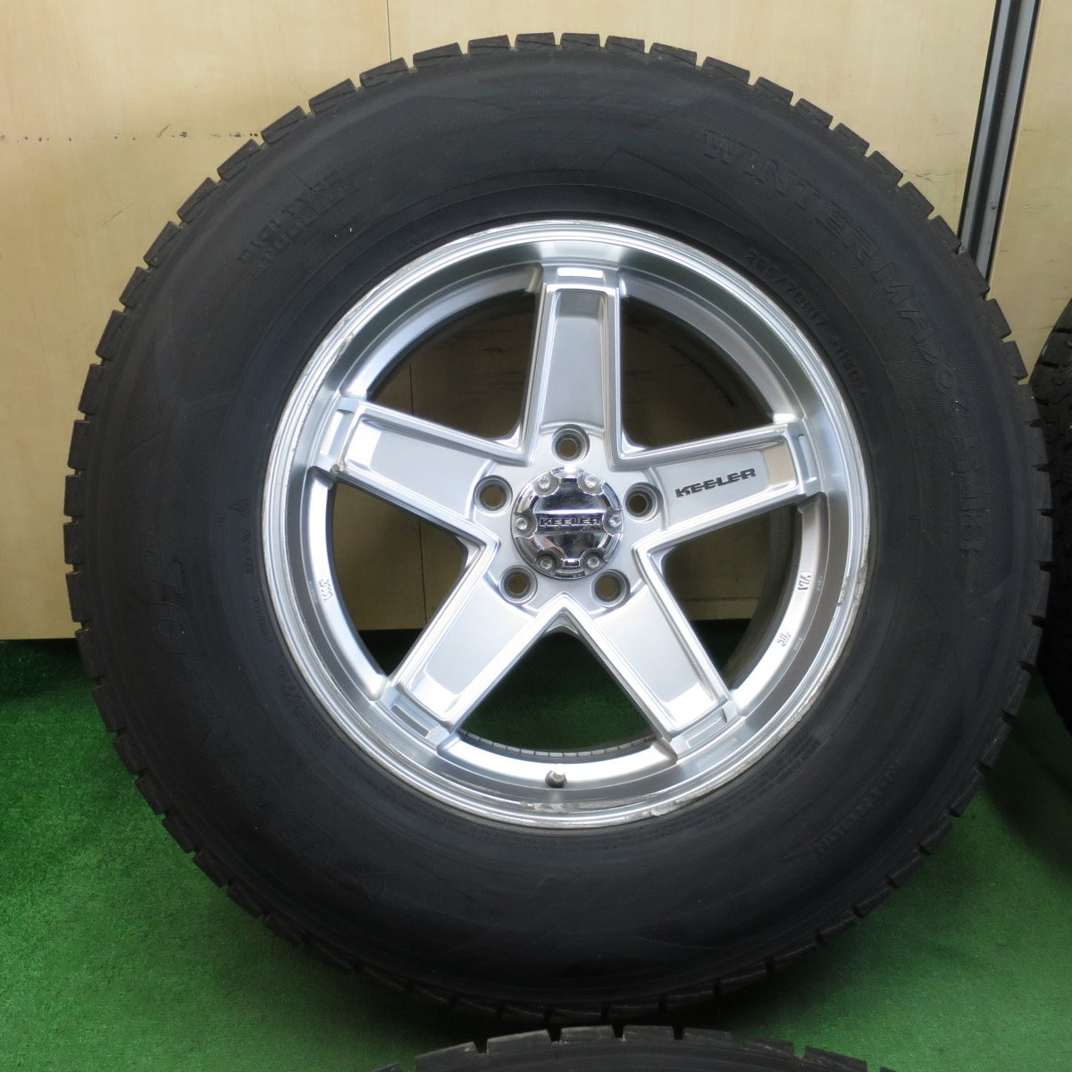 *送料無料* バリ溝！20年！9分★ジープ 等 KEELER 265/70R17 スタッドレス ダンロップ ウインターマックス SJ8 キーラー 17インチ PCD127/5H★4042201KMス