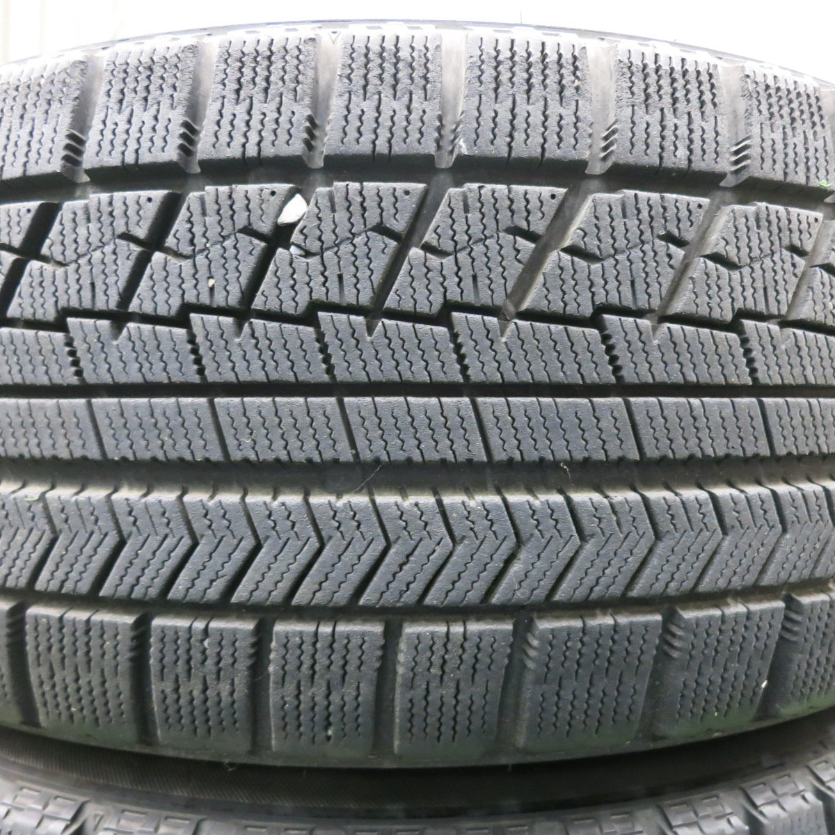 *送料無料* バリ溝！8.5分★スタッドレス 245/40R18 ブリヂストン ブリザック VRX 社外 アルミ 18インチ PCD114.3/5H★4050902NJス