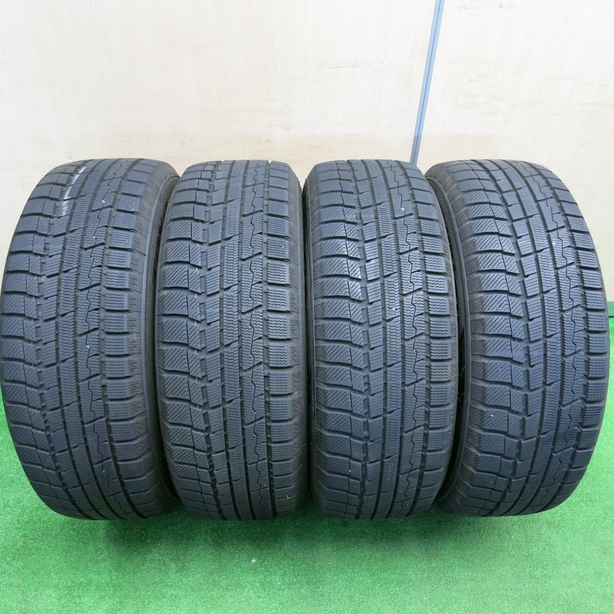 [送料無料] バリ溝！22年！キレイ！9.5分★スタッドレス 225/60R17 トーヨー ウインタートランパス TX ZACK JP-110 MONZA ザック 17インチ PCD114.3/5H★4120604TNス