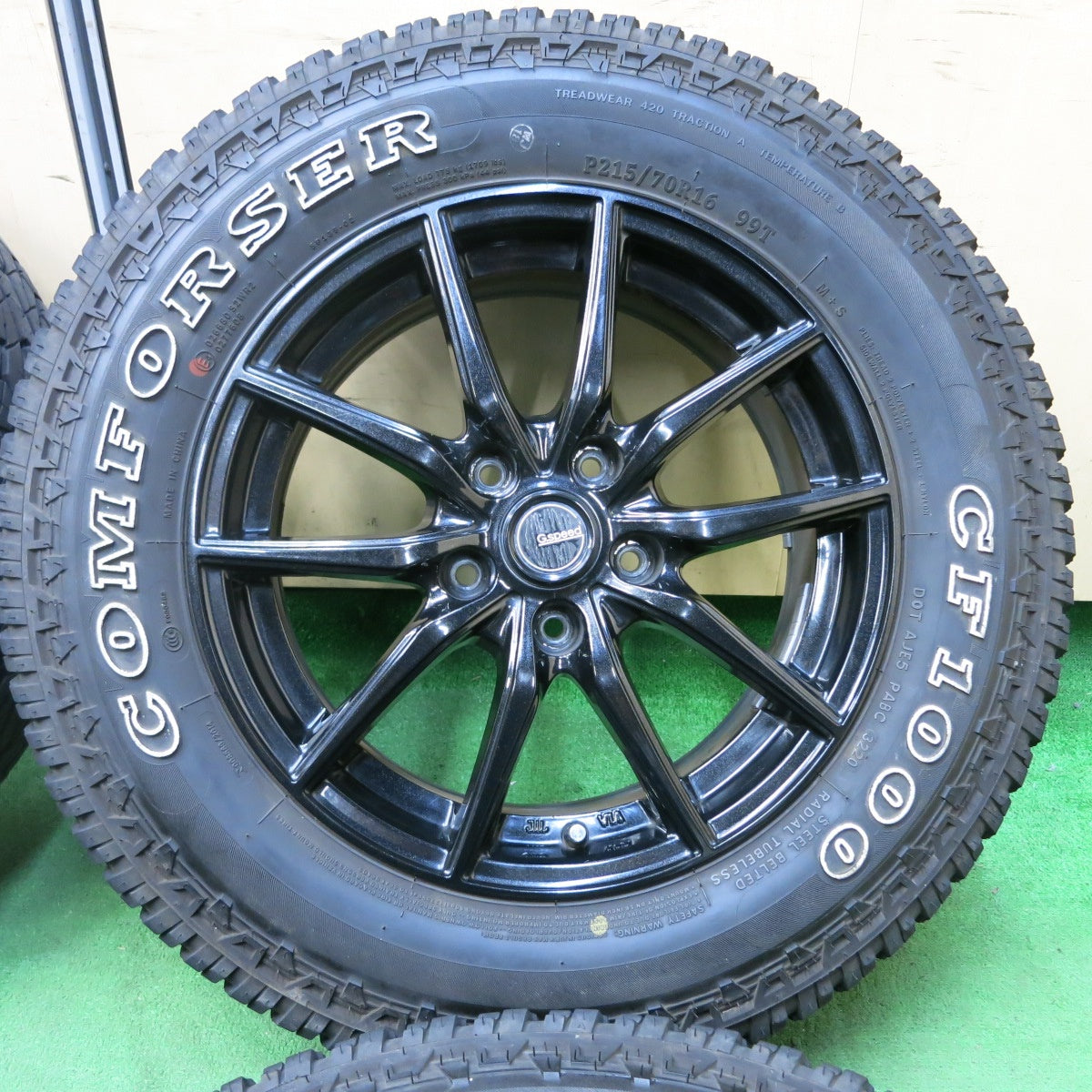 [送料無料] バリ溝！20年！9.5分★215/70R16 COMFORSER CF1000 ホワイトレター G.Speed Gスピード コンフォーサー PCD114.3/5H★4101806SYノ