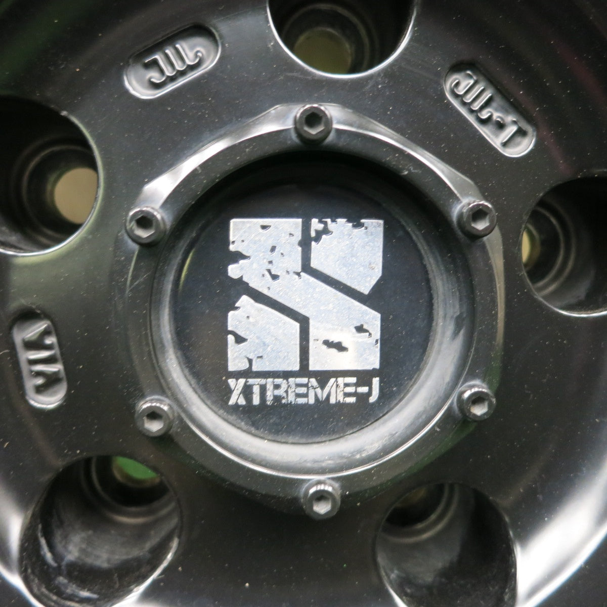 *送料無料* キレイ★ジープ等 XTREME-J 265/70R17 スタッドレス ブリヂストン ブリザック DM-Z3 17インチ PCD127/5H★4042704HAス