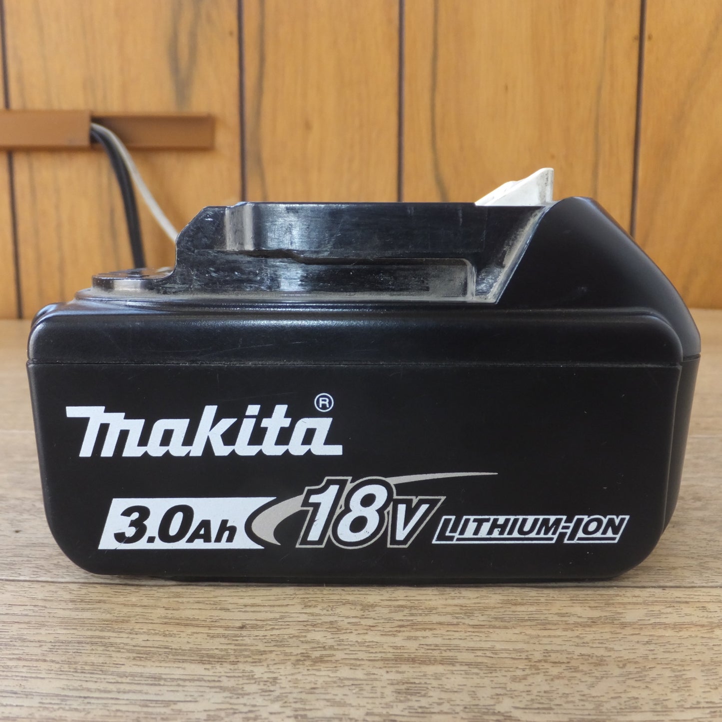 [送料無料] ★マキタ makita バッテリ BL1830B　DC18V 3.0Ah 54Wh Li-ion20★