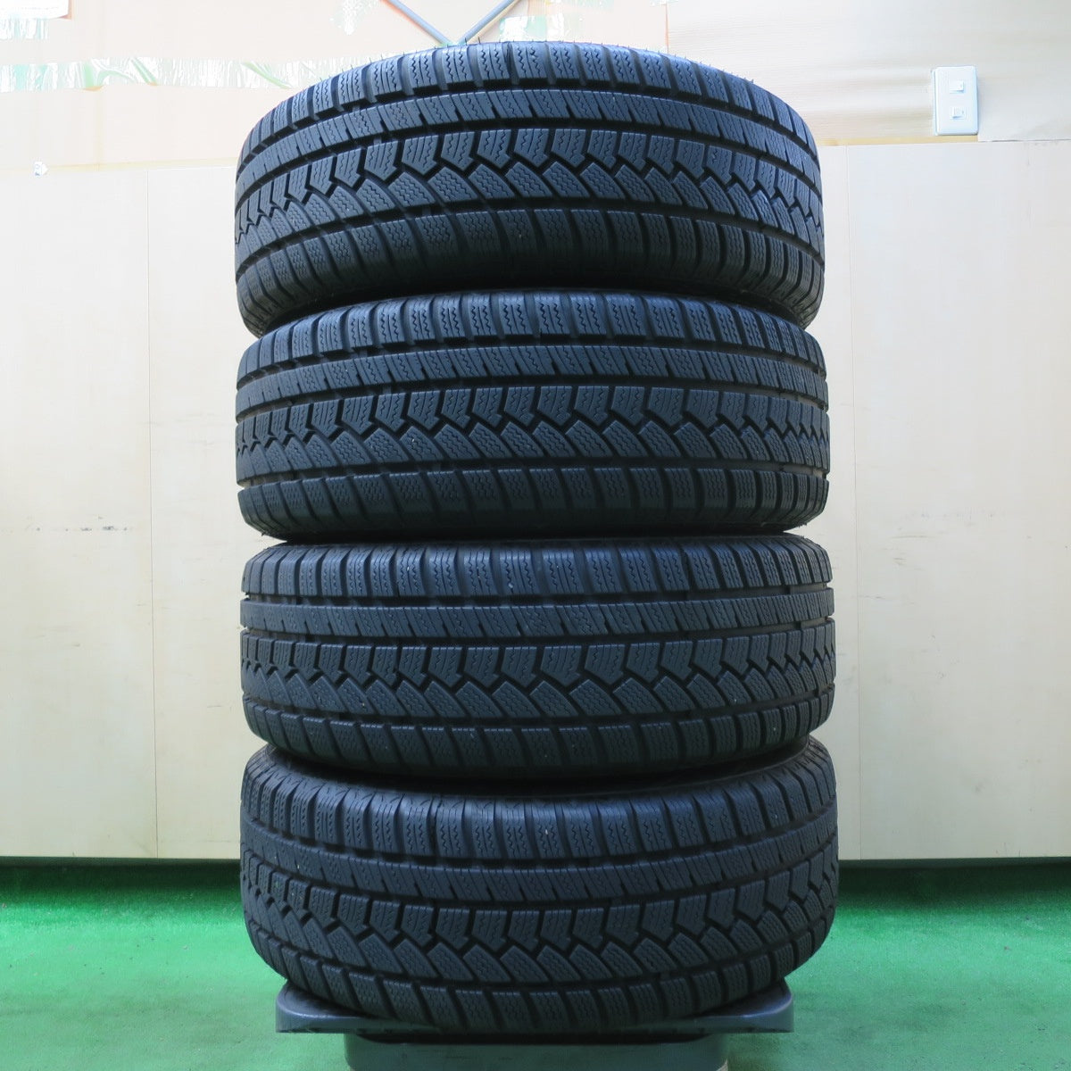 送料無料* バリ溝！21年！9.5分☆スバル BP BL レガシィ 純正 205/55R16 スタッドレス ハイフライ Win-turi |  名古屋/岐阜の中古カー用品・工具の買取/販売ならガレージゲット