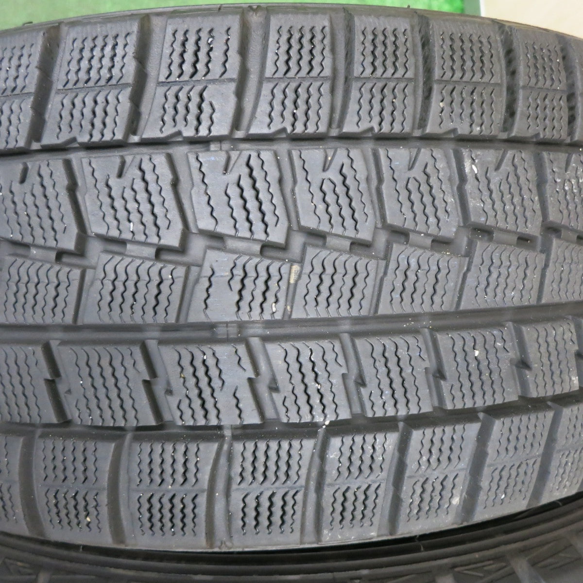 *送料無料* バリ溝！キレイ！9分★スタッドレス 225/45R18 ダンロップ ウインターマックス WM01 社外 アルミ 18インチ PCD114.3/5H★4040907TNス