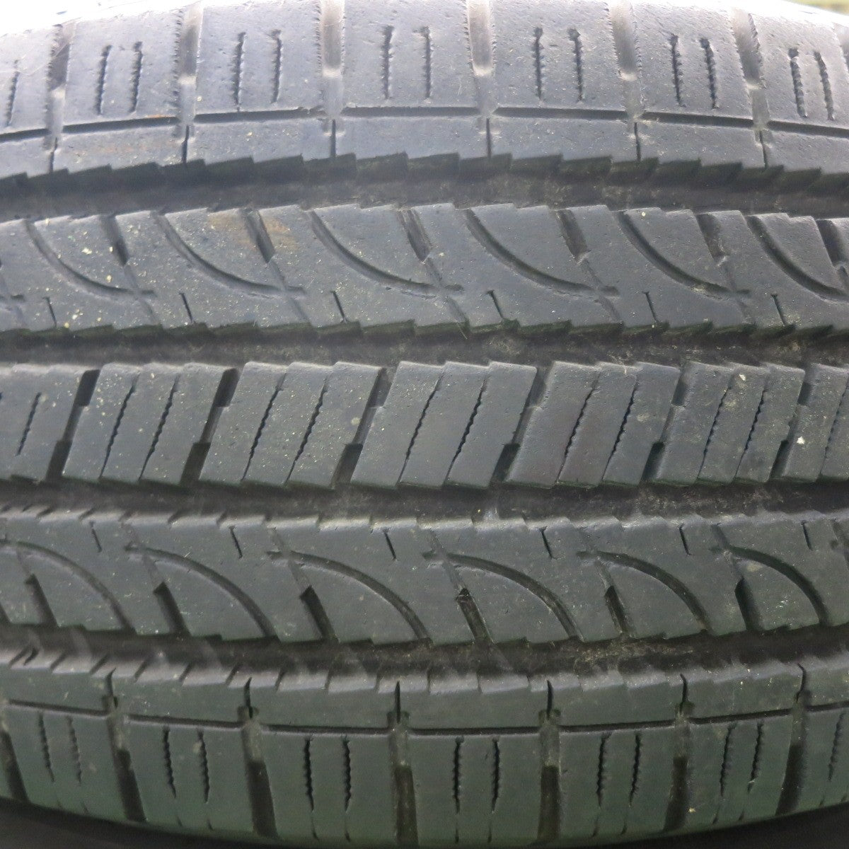 *送料無料* バリ溝！9.5分★三菱 パジェロ 純正 265/65R17 ヨコハマ ジオランダー H/T G056 17インチ PCD139.7/6H★4070307HAノ