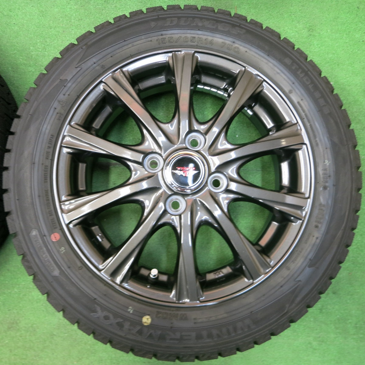 *送料無料* バリ溝！21年！キレイ！ほぼ10分★スタッドレス 155/65R14 ダンロップ ウインターマックス WM02 TEAD テッド 14インチ PCD100/4H★4051610イス