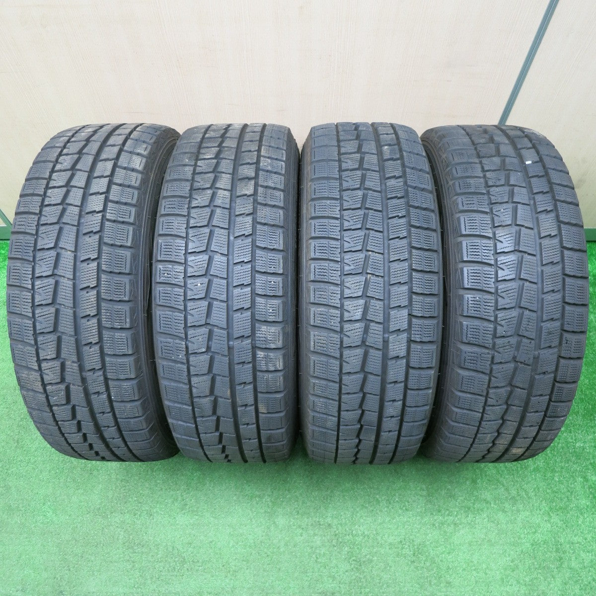 [送料無料] キレイ★スタッドレス 215/60R16 ダンロップ ウインターマックス WM01 MANARAY SPORT マナレイ 16インチ PCD114.3/5H★4121405NJス