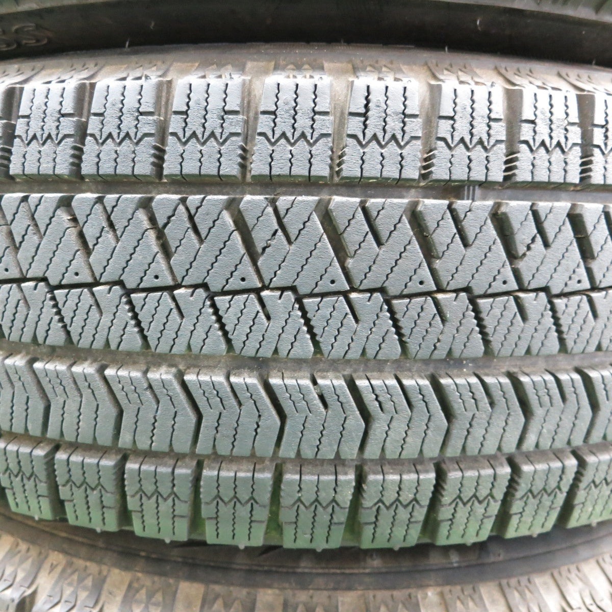 *送料無料* バリ溝！9分★スタッドレス 175/65R15 ブリヂストン ブリザック VRX2 MANARAY SPORT マナレイ PCD100/4H★4042707ナス