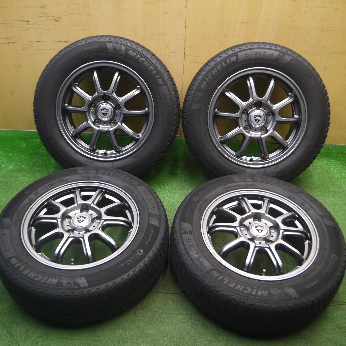 [送料無料] キレイ★スタッドレス 195/65R15 ミシュラン X-ICE3+ ESTROSA エステローザ 15インチ PCD114.3/5H★5021210Hス