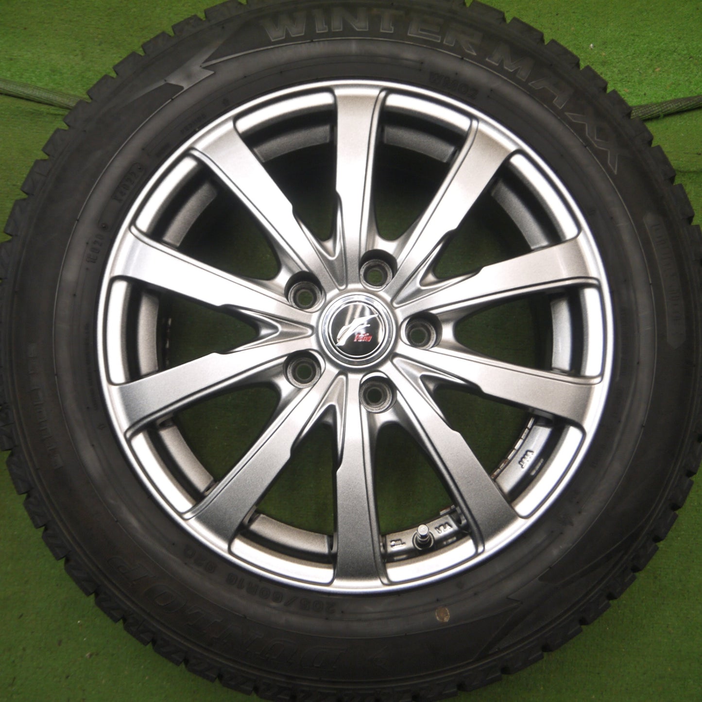 *送料無料* バリ溝！23年！綺麗！ほぼ10分★スタッドレス 205/60R16 ダンロップ ウインターマックス WM02 Fang ファング 16インチ PCD114.3/5H★4071701Hス