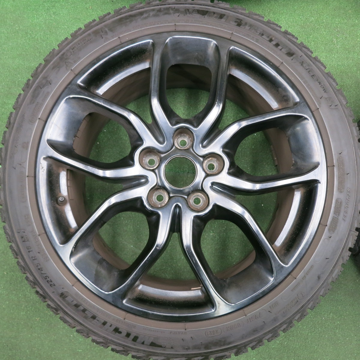 *送料無料* バリ溝！21年！9分★ルノー メガーヌ RS 純正 225/45R18 スタッドレス ミシュラン X-ICE SNOW 18インチ PCD114.3/5H★4070201HAス