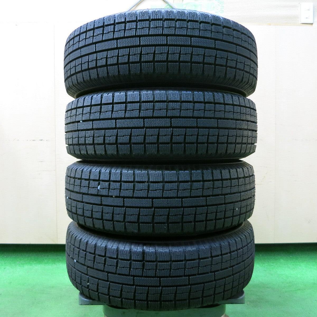 *送料無料* 超バリ溝！ほぼ10分★スタッドレス 175/70R14 トーヨー ガリット G5 JOKER weds ジョーカー 14インチ PCD100/4H★4051410イス