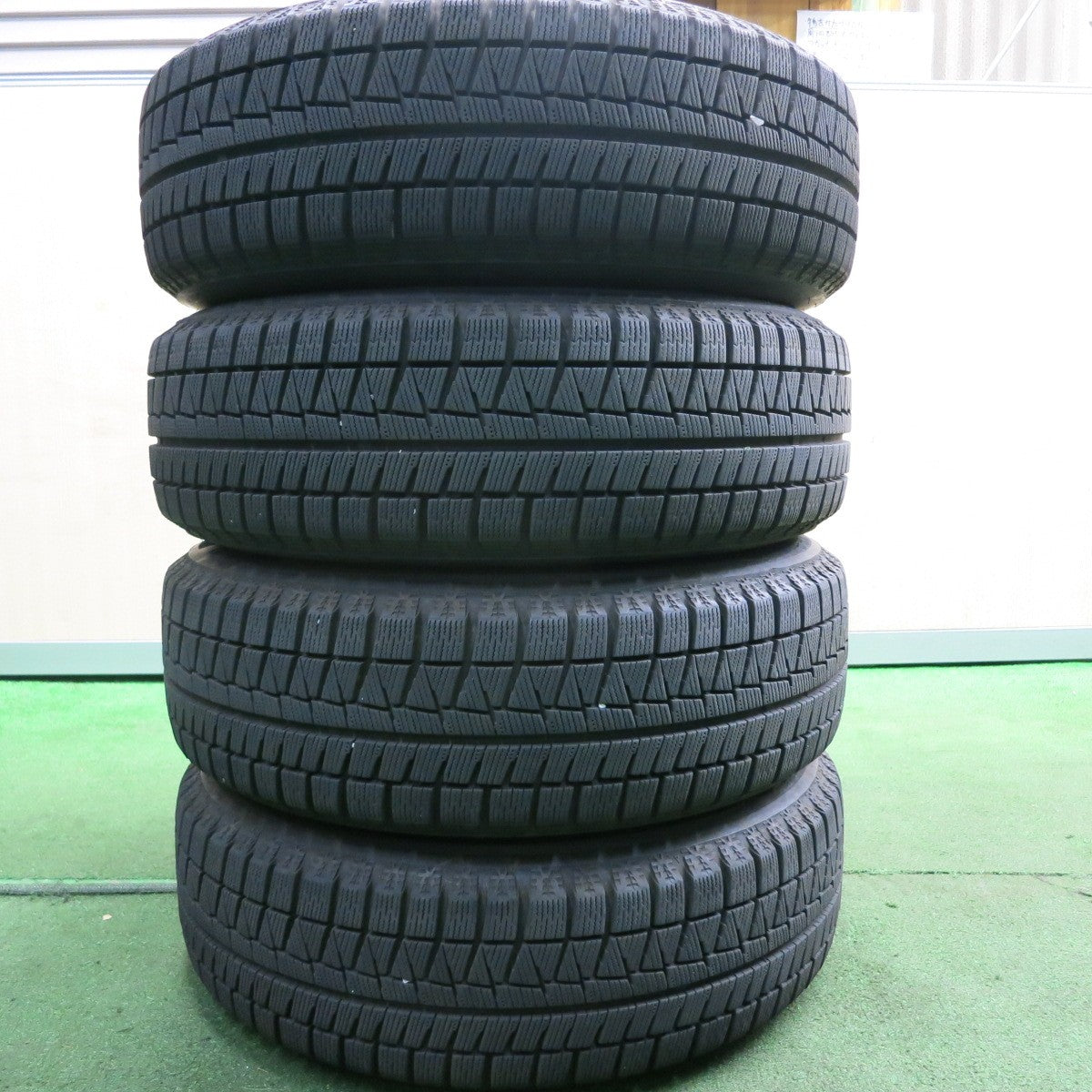 *送料無料* バリ溝！22年！8.5分★トヨタ 30系 プリウス 純正 185/65R15 スタッドレス ブリヂストン アイスパートナー2 15インチ  PCD100/5H★4042002HAス