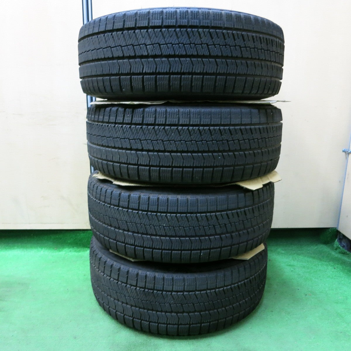 *送料無料* バリ溝！20年！9分★トヨタ 220系 後期 クラウン RS アドバンス 純正 225/45R18 スタッドレス ブリヂストン ブリザック VRX2 PCD114.3/5H★4082001SYス