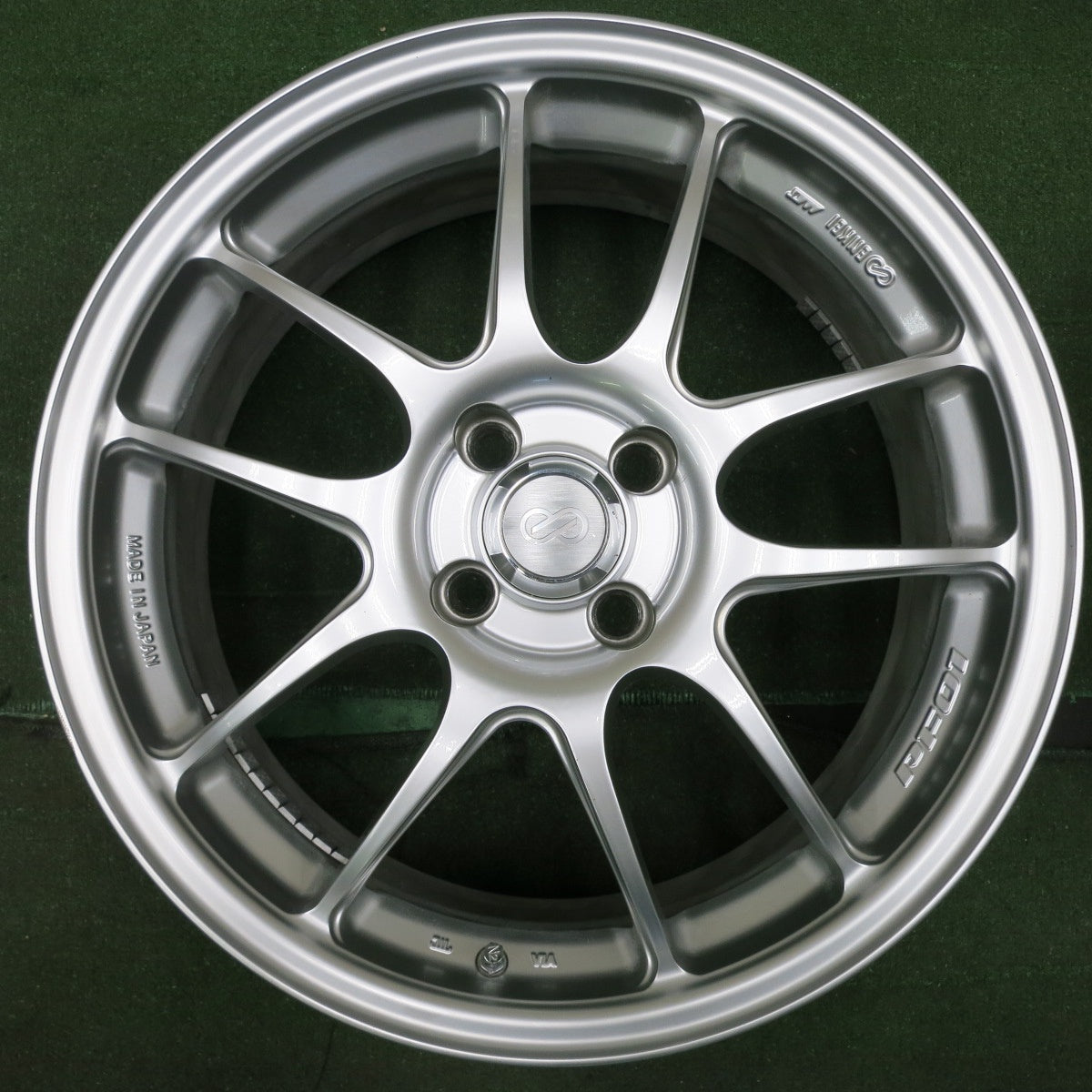 *送料無料* 4本価格★ENKEI PF01 エンケイ 17インチ ホイール 17×6.5J PCD100/4H★4061101NJホ