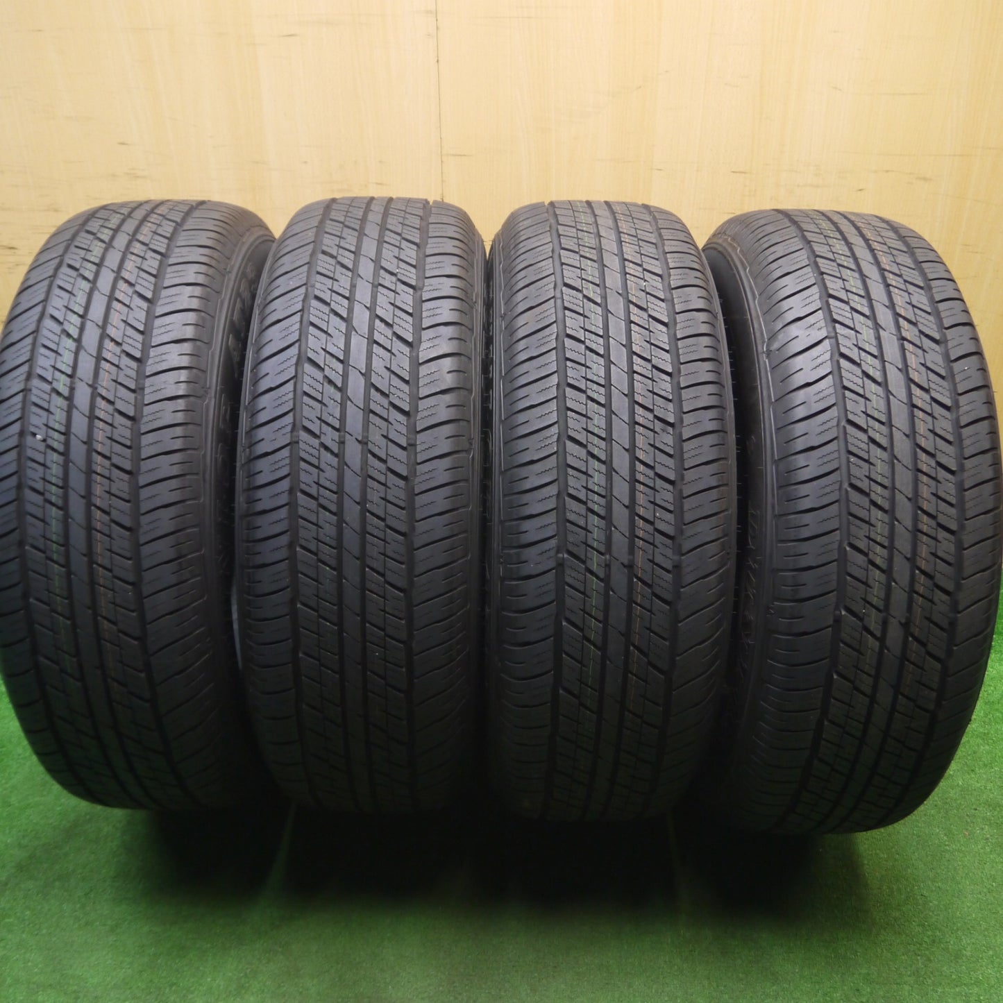 [送料無料] 新車外し！24年★265/65R18 ダンロップ AT23 グラントレック タイヤ 18インチ レクサス LX ランクル 300 等★4121306Hノタ