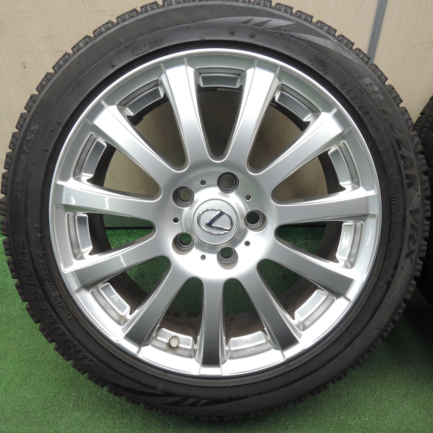 *送料無料* 4本価格★レクサス 等 225/45R17 スタッドレス ブリヂストン ブリザック VRX 阿部商会 17インチ PCD114.3/5H★4031403TNス