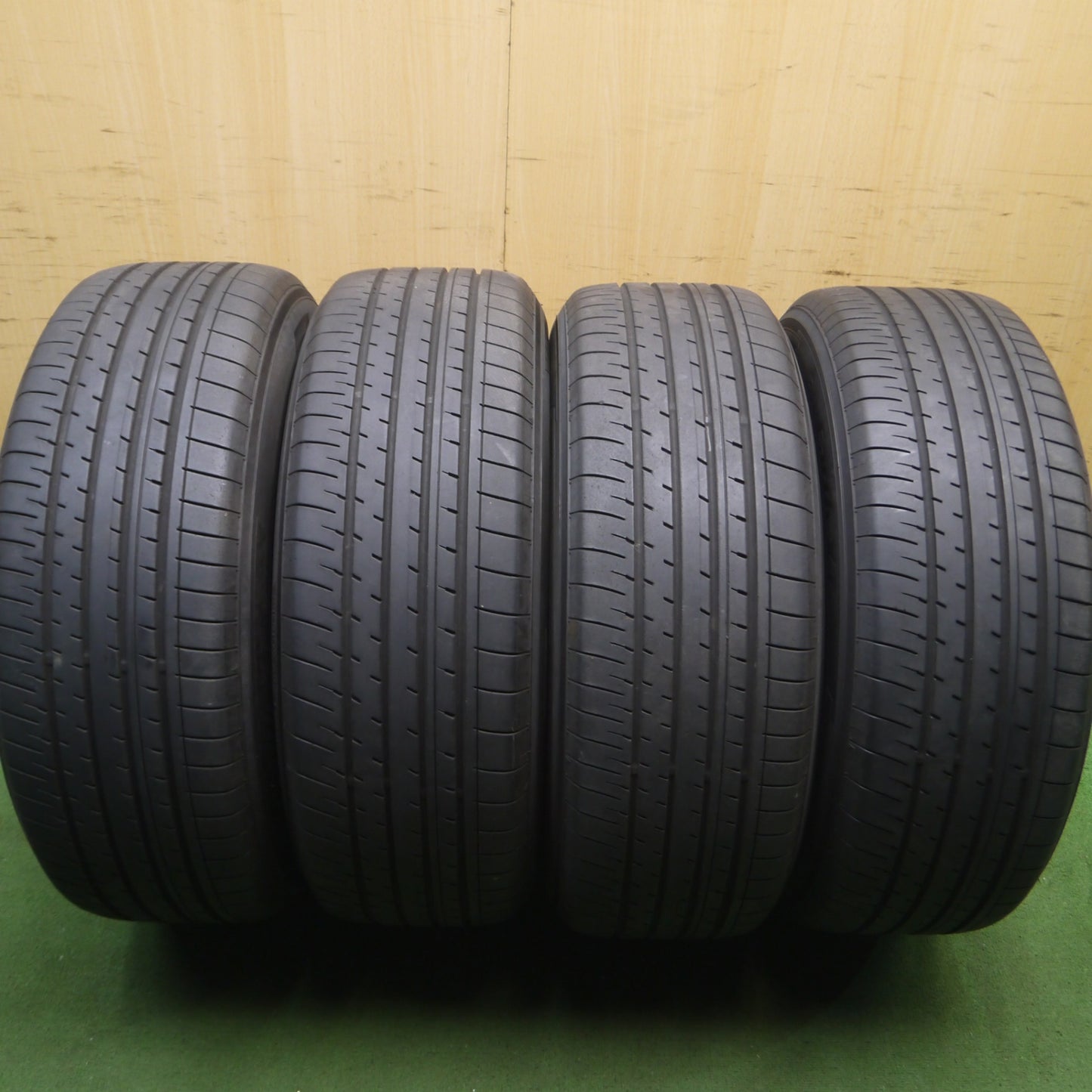 *送料無料* バリ溝！21年！キレイ！8.5分★アルファロメオ ステルヴィオ 等 MAK ARESE 235/60R18 ヨコハマ BluEarth-XT AE61 18インチ アレーゼ PCD110/5H★4050106Hノ