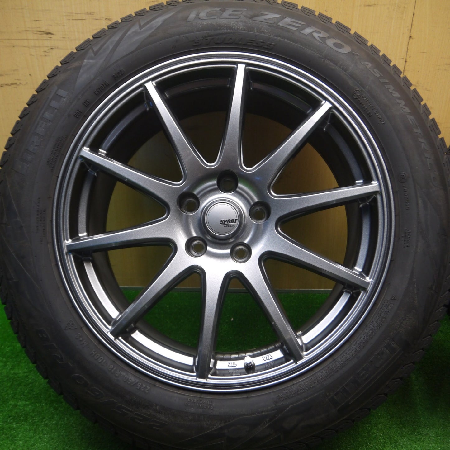 [送料無料] バリ溝!22年!キレイ！8.5分★スタッドレス 225/60R18 ピレリ アイスゼロ アシンメトリコ SPORT ABELIA スポルトアベリア 18インチ PCD114.3/5H★4100106Hス