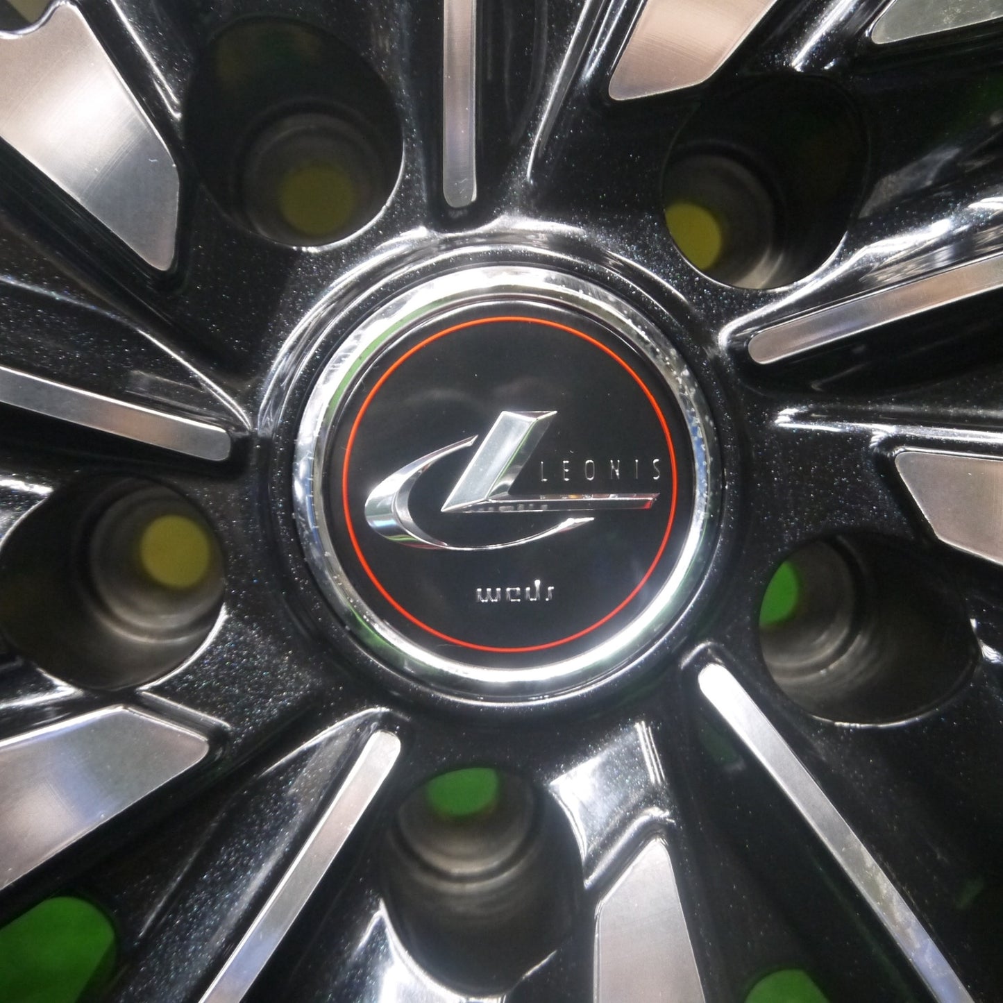 *送料無料* バリ溝！22年！キレイ！9.5分★LEONIS VT スタッドレス 205/55R17 ヨコハマ アイスガード iG70 レオニス 17インチ PCD114.3/5H★4082103Hス