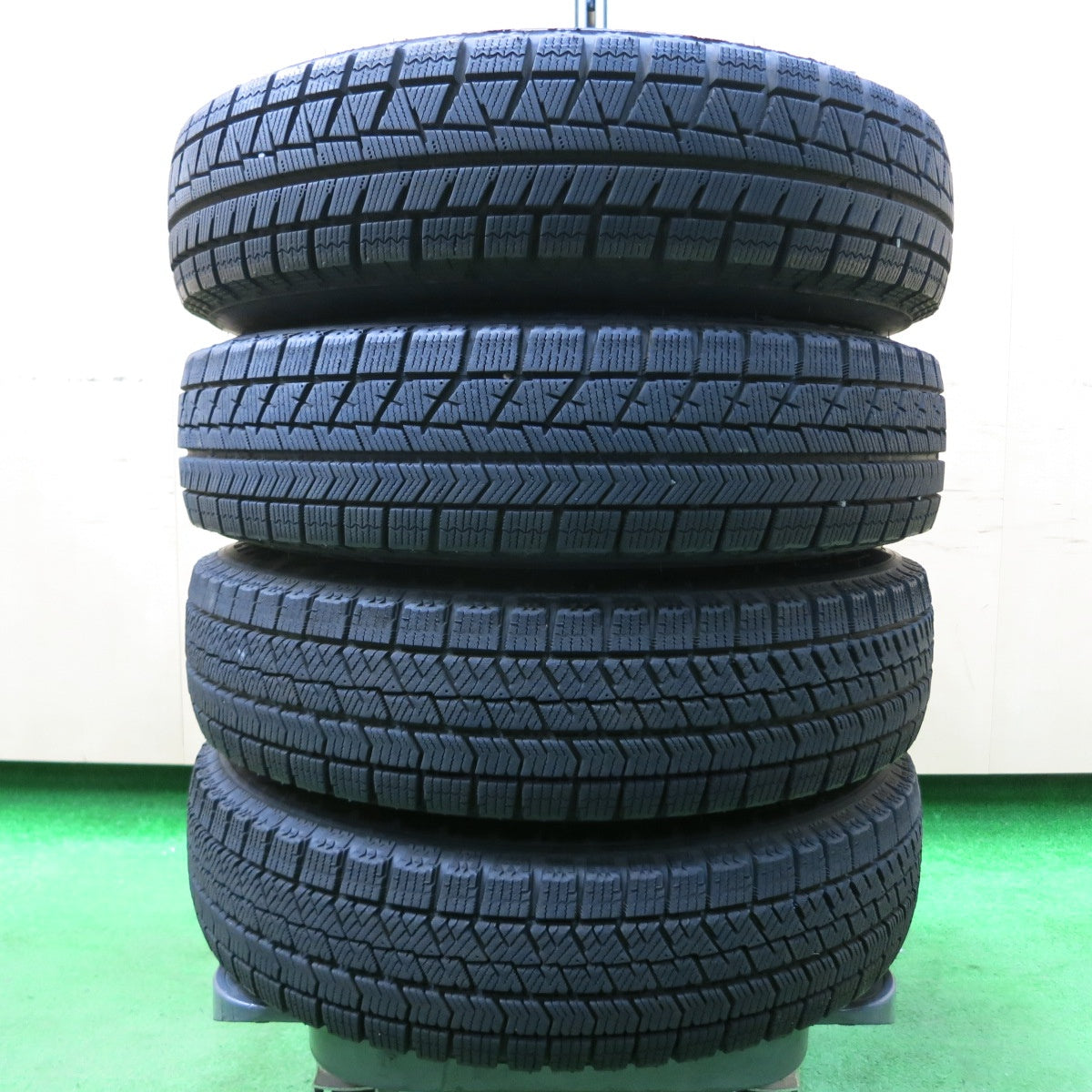 *送料無料* バリ溝！21年！8.5分★スタッドレス 145/80R13 ブリヂストン ブリザック VRX2 VRX アイスパートナー2 スチール PCD100 110 114.3/4H マルチ★4032704イス