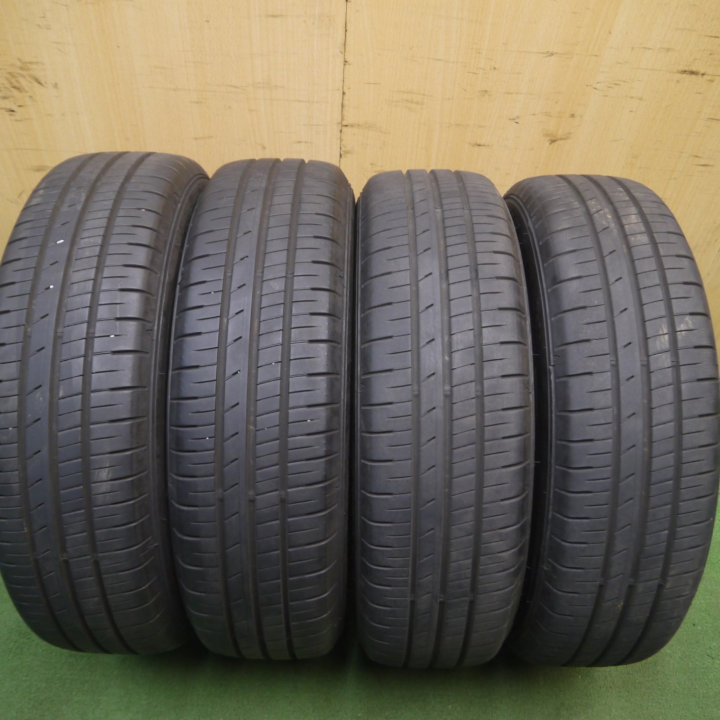 *送料無料* バリ溝！22年！キレイ！9分★トヨタ カローラ アクシオ 純正 スチール 175/65R15 グッドイヤー Efficient Grip Comfort PCD100/4H★4043009Hノ