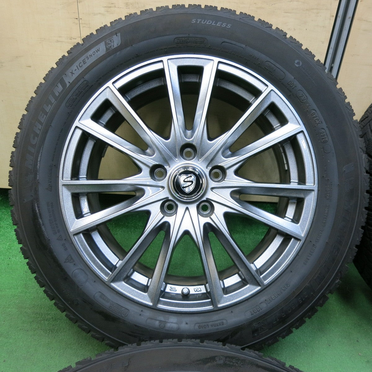 [送料無料] バリ溝！20年！キレイ！9.5分★スタッドレス 215/60R17 ミシュラン X-ICE SNOW STRANGER ストレンジャー 17インチ PCD114.3/5H★4112702SYス