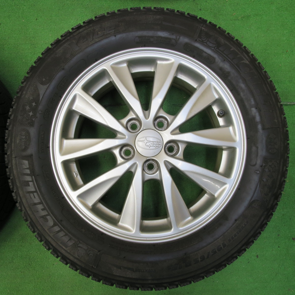 *送料無料* キレイ★スバル GP インプレッサ 純正 195/65R15 スタッドレス ミシュラン X-ICE XI3 15インチ  PCD100/5H★4070503イス