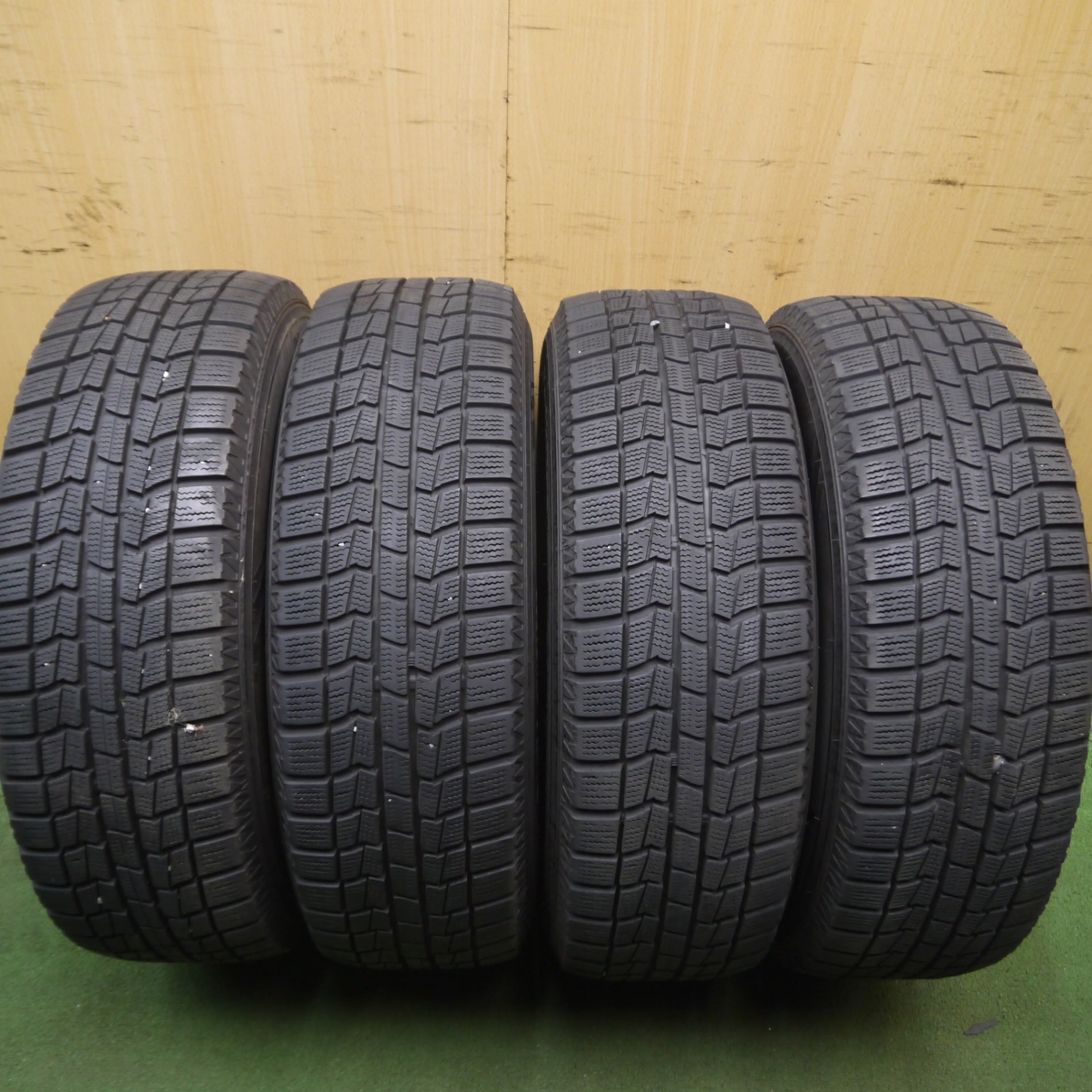 送料無料* バリ溝！9.5分以上☆トヨタ 30系 プリウス 純正 195/65R15 スタッドレス オートバックス ノーストレック N3i |  名古屋/岐阜の中古カー用品・工具の買取/販売ならガレージゲット