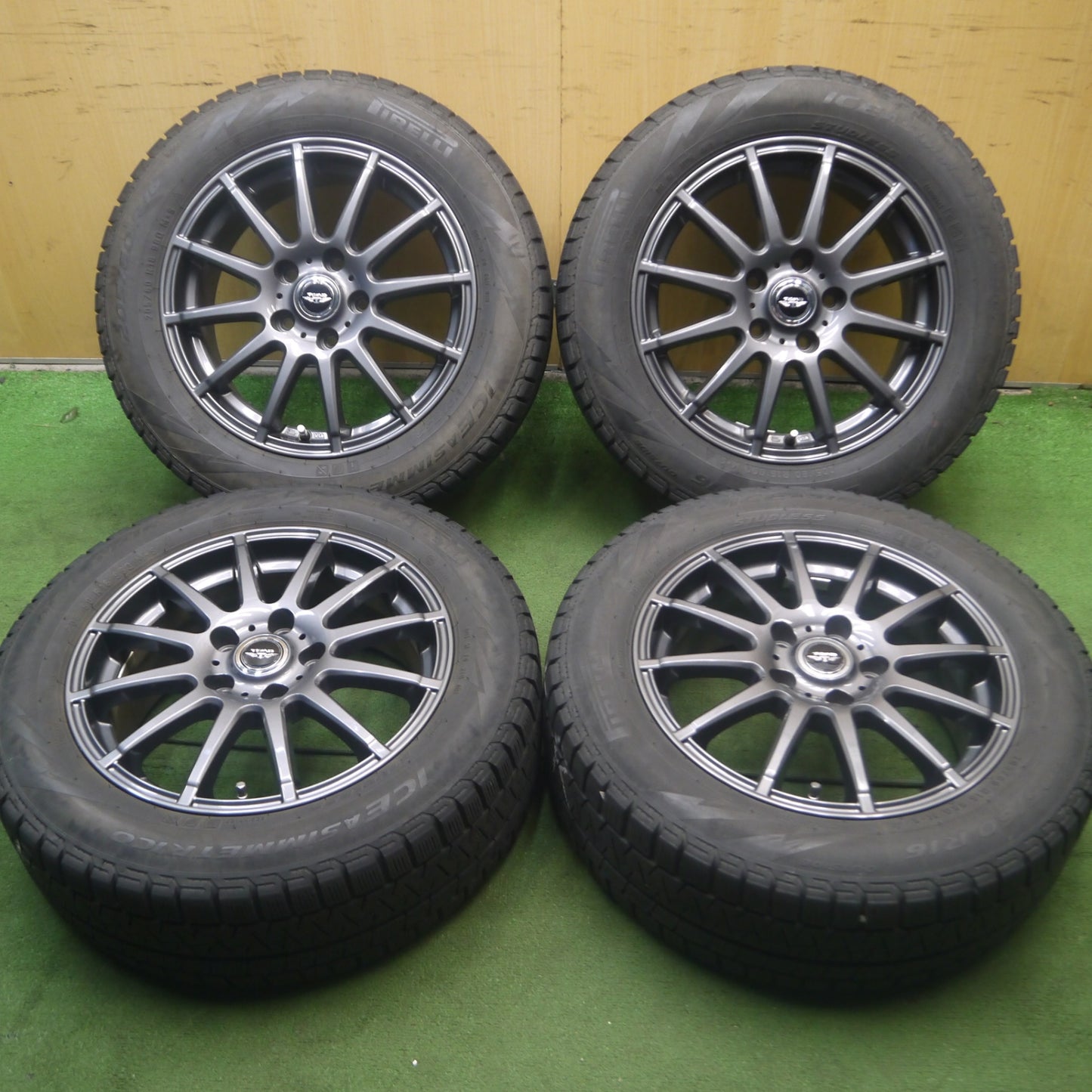 *送料無料* キレイ★スタッドレス 205/60R16 ピレリ アイスアシンメトリコ プラス TEAD テッド 16インチ PCD114.3/5H★4071905Hス