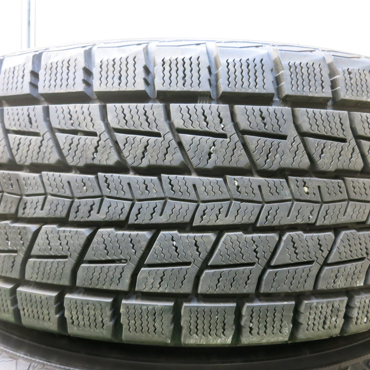 [送料無料] バリ溝！キレイ！9.5分★スタッドレス 225/65R17 ダンロップ ウインターマックス SJ8 MANARAY SPORT マナレイ 17インチ PCD114.3/5H★4102502SYス