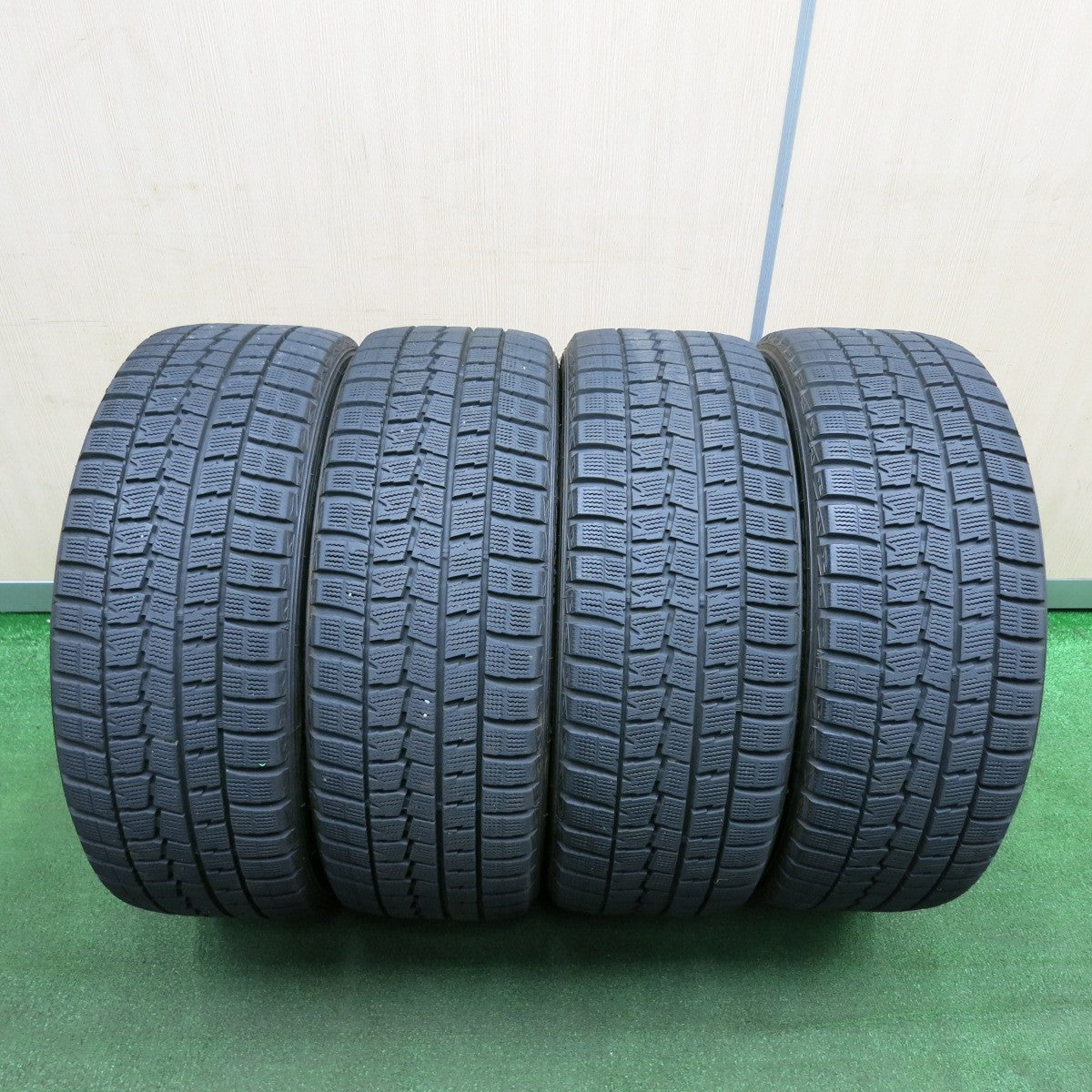 *送料無料* バリ溝！キレイ！9分★スタッドレス 225/45R18 ダンロップ ウインターマックス WM01 社外 アルミ 18インチ PCD114.3/5H★4040907TNス