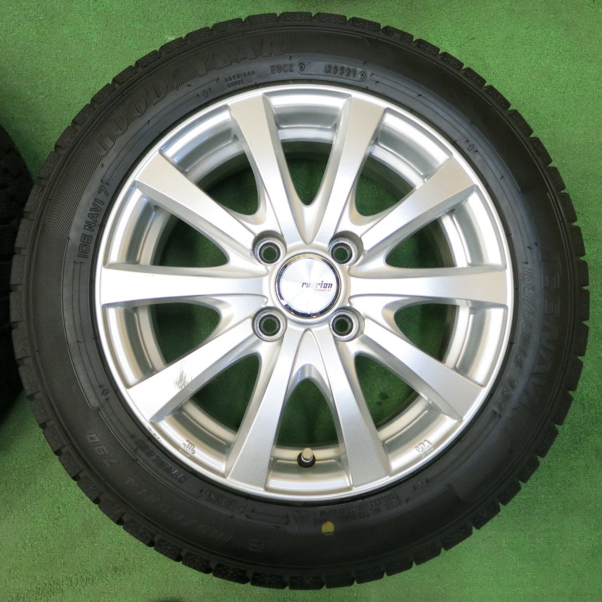 *送料無料* バリ溝！21年！9.5分★スタッドレス 165/65R14 グッドイヤー アイスナビ7 ravrion RS01 ラブリオン 14インチ PCD100/4H★4051102イス