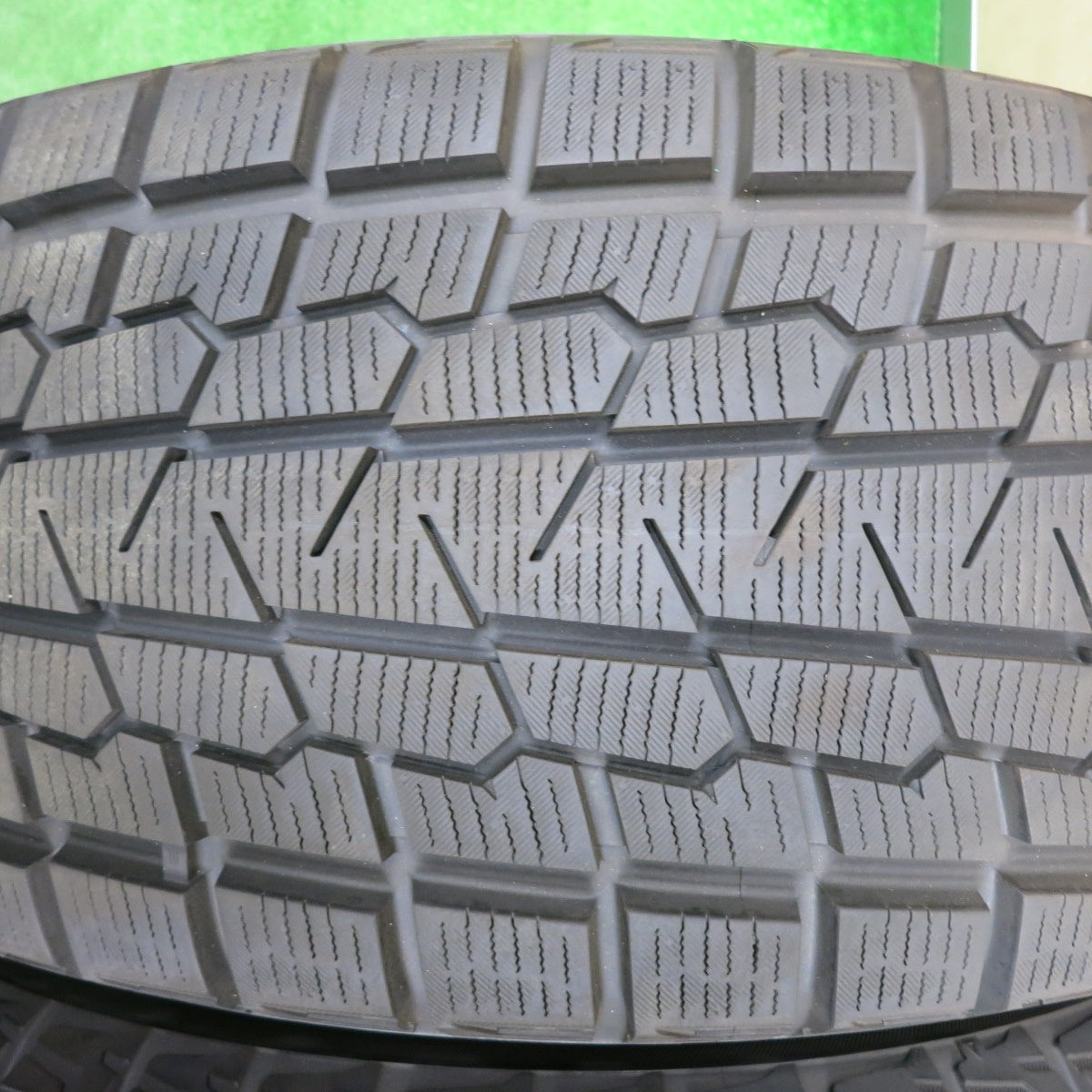 [送料無料] 超バリ溝！21年！キレイ！9.5分以上★ベンツ 専用 MAK KRONE クローネ 265/55R19 スタッドレス ヨコハマ アイスガード G075 PCD112/5H★4100103NJス