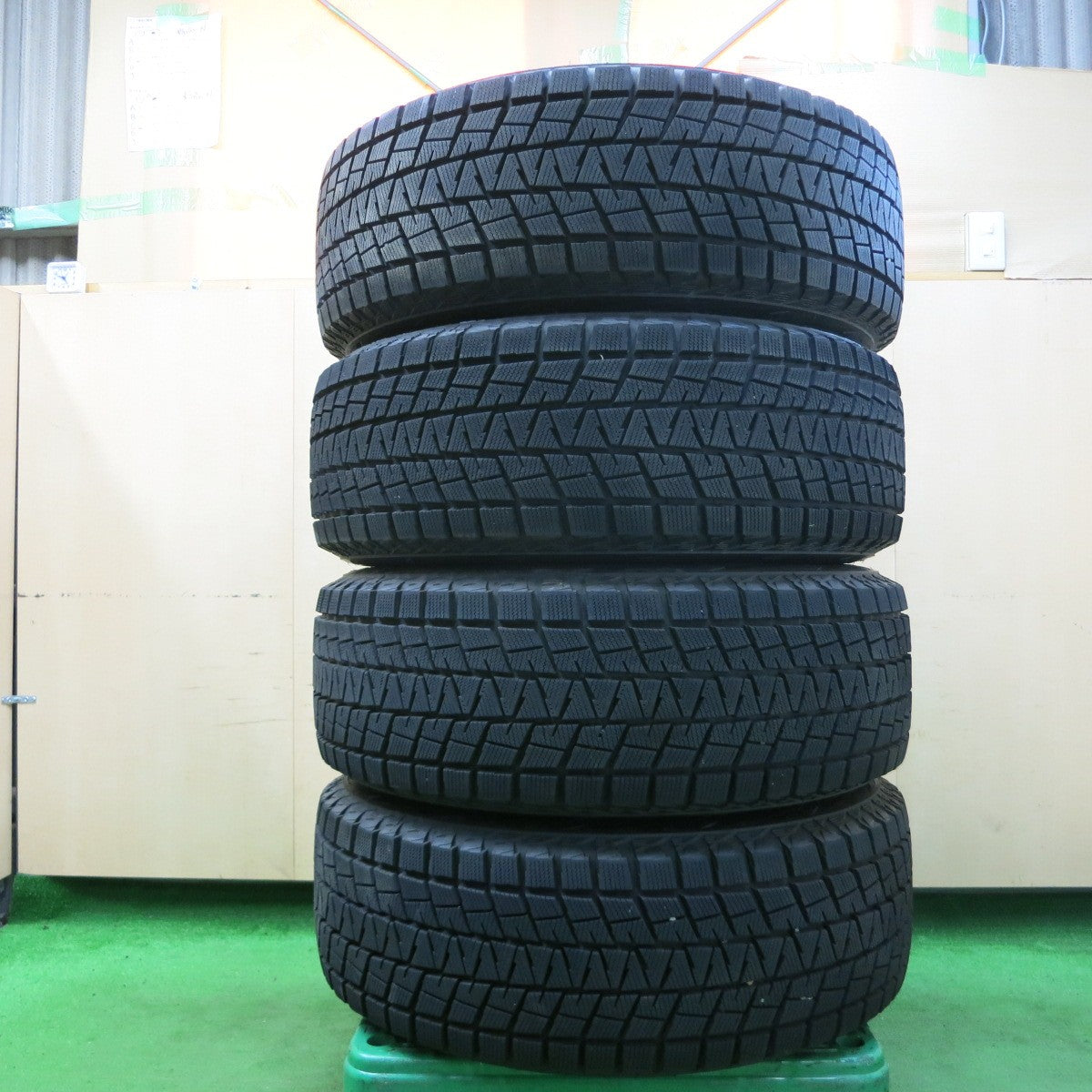 *送料無料* バリ溝！キレイ！9.5分★スタッドレス KEELER 265/65R17 ブリヂストン ブリザック DM-V1 キーラー 17インチ PCD139.7/6H★4061406ナス