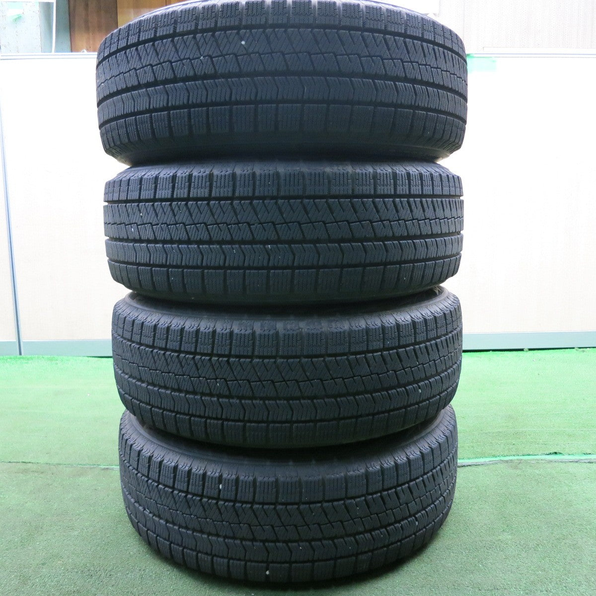 *送料無料* バリ溝！キレイ！9分★プリウス等 195/65R15 スタッドレス ブリヂストン ブリザック VRX2 ECO FORME エコフォルム PCD100/5H★4051102HAス