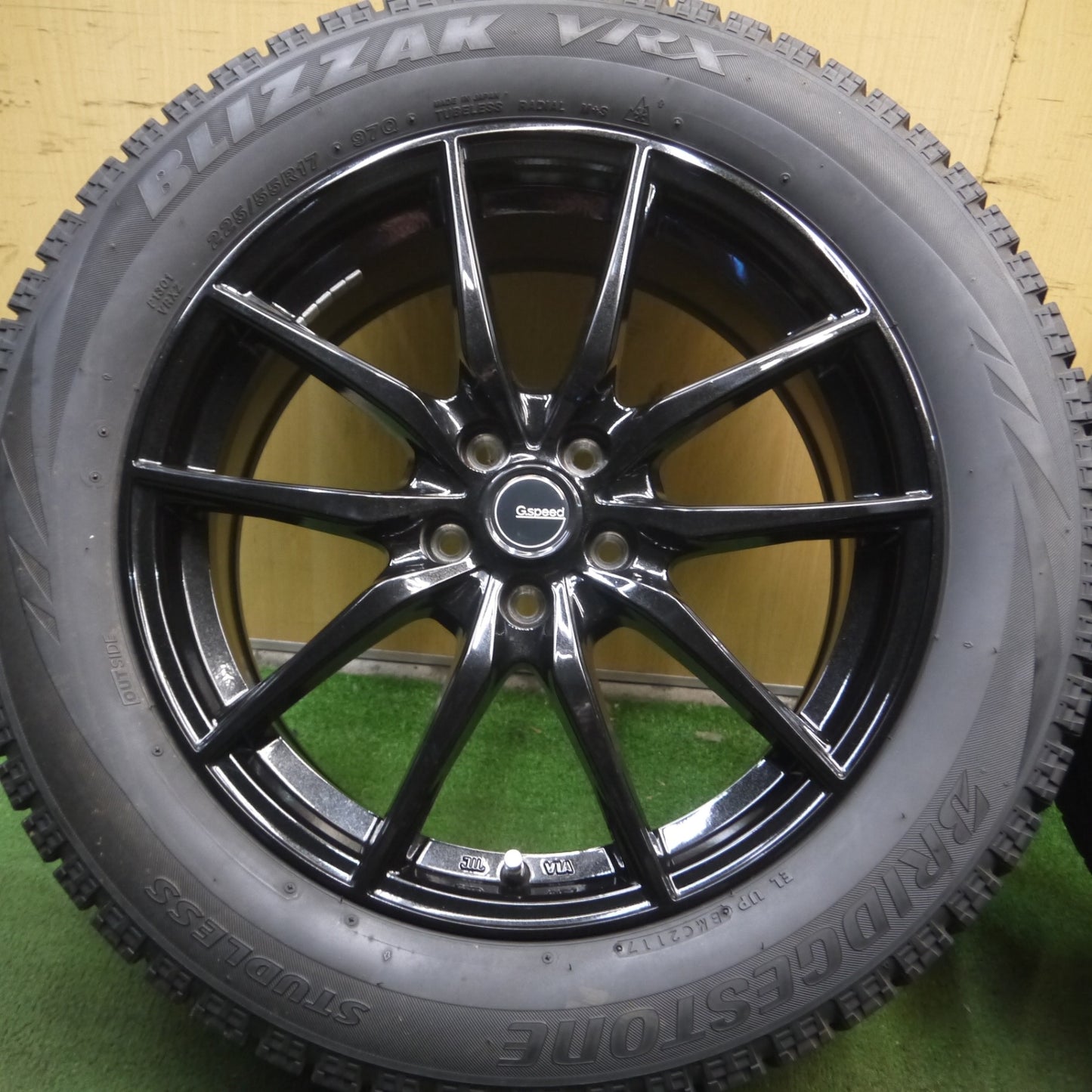 *送料無料* バリ溝！キレイ！9.5分★XV 等 G.speed 225/55R17 スタッドレス ブリヂストン ブリザック VRX Gスピード 17インチ PCD100/5H★4031908Hス