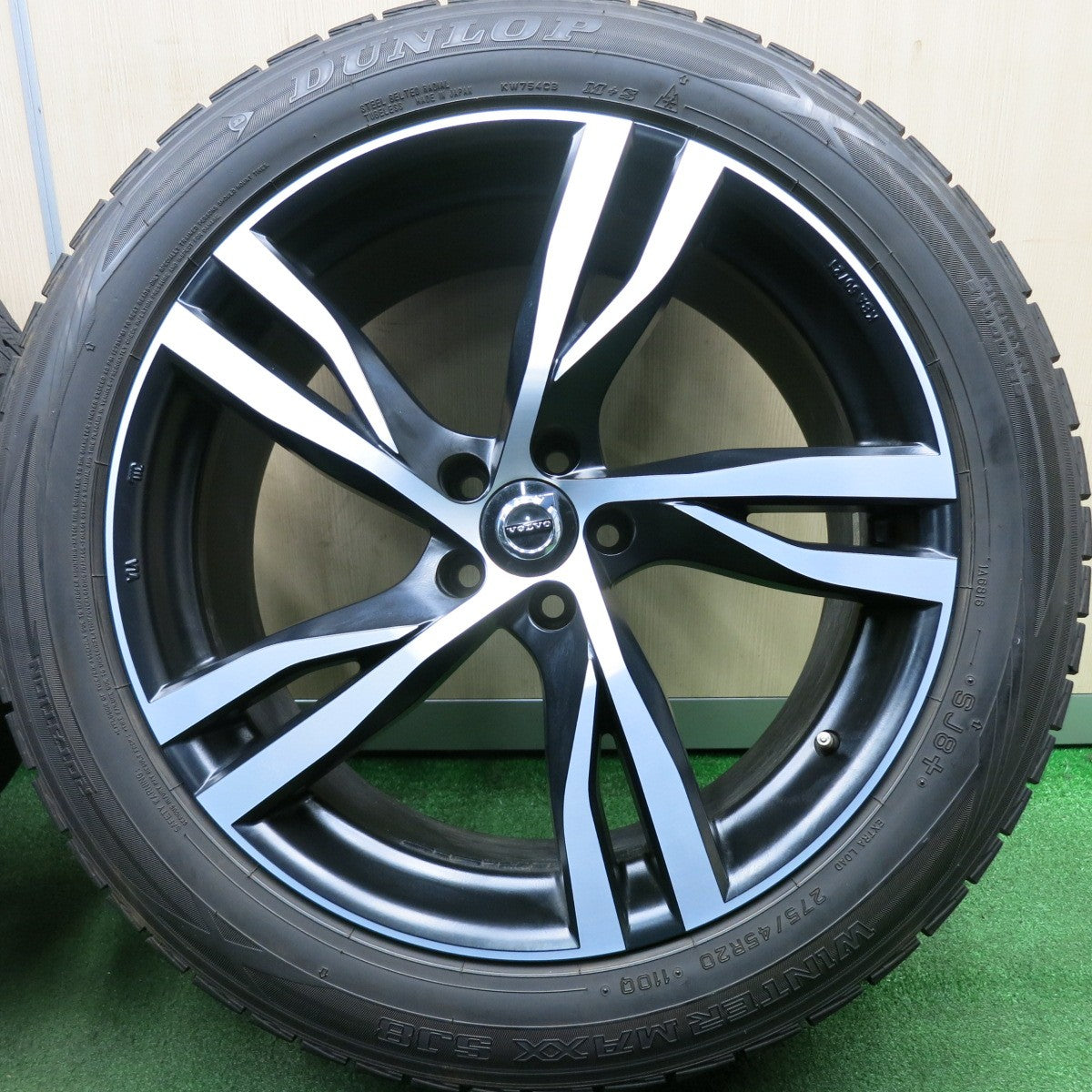 *送料無料* バリ溝！21年！キレイ！9分★ボルボ 等 MAK ストックホルム 275/45R20 スタッドレス ダンロップ ウインターマックス  SJ8 PCD108/5H★4032901NJス