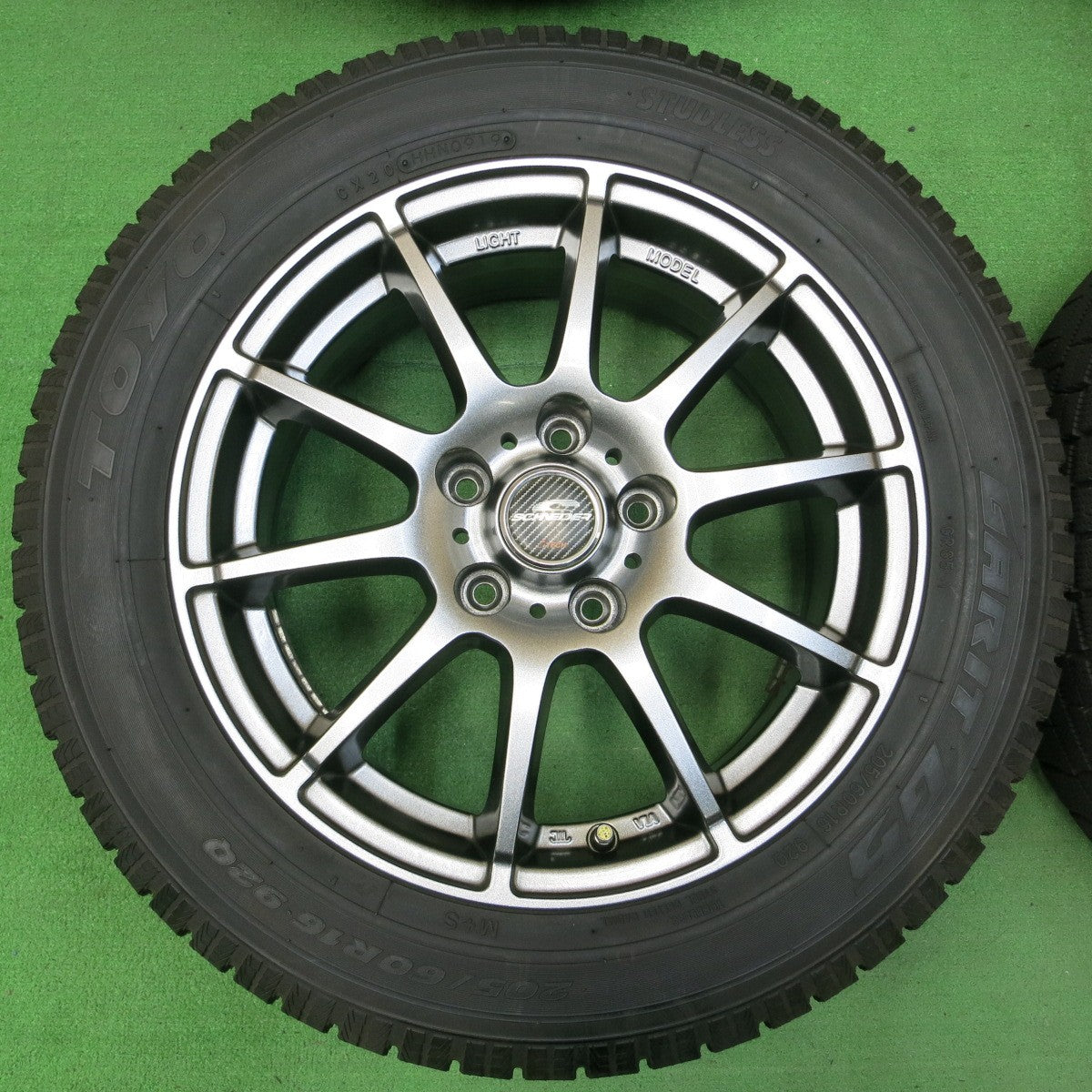 *送料無料* バリ溝！キレイ！9.5分★スタッドレス 205/60R16 トーヨー ガリット G5 SCHNEIDER ATECH シュナイダー 16インチ PCD114.3/5H★4050105イス