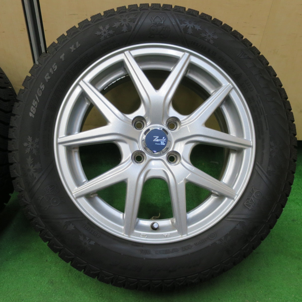 *送料無料* バリ溝！21年！キレイ！9分★スタッドレス 185/65R15 バイキング WINTECH WT6 Zmeist M5 15インチ PCD100/4H★4070401イス