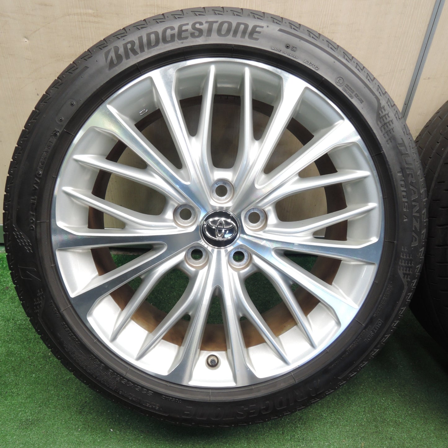 *送料無料* センサー付！キレイ★トヨタ 70系 カムリ 純正 235/45R18 ブリヂストン トランザ T005A PCD114.3/5H★4031802TNノ