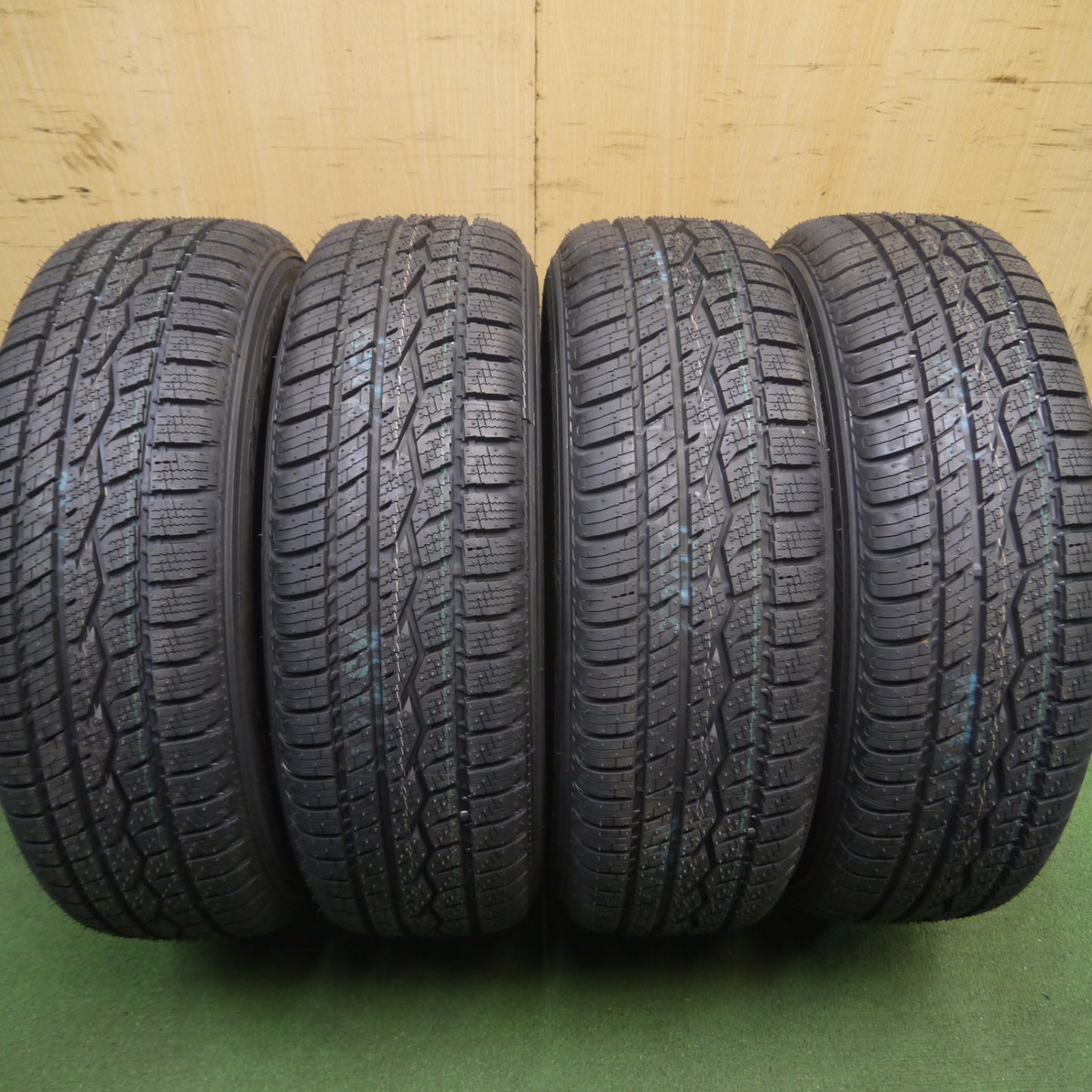 *送料無料* タイヤのみ未使用！22年★スタッドレス 185/65R15 トーヨー セルシアス スチール ホイール 15インチ PCD100/5H★4031310Hス