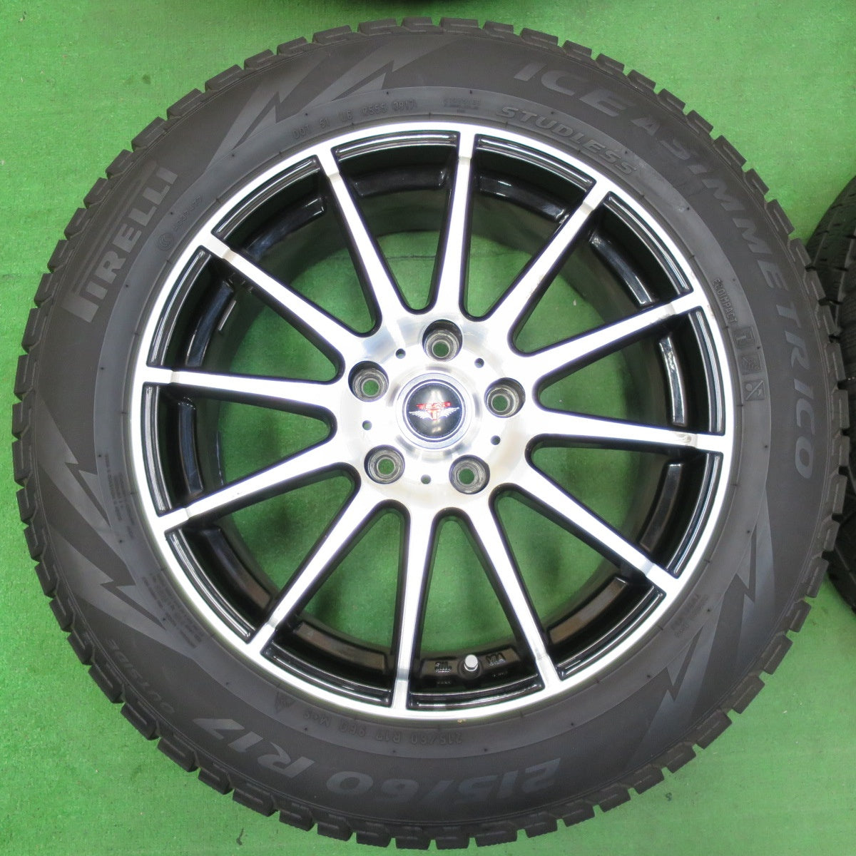 *送料無料* 4本価格★スタッドレス 215/60R17 ピレリ アイスアシンメトリコ TEAD テッド 17インチ PCD114.3/5H★4060701イス