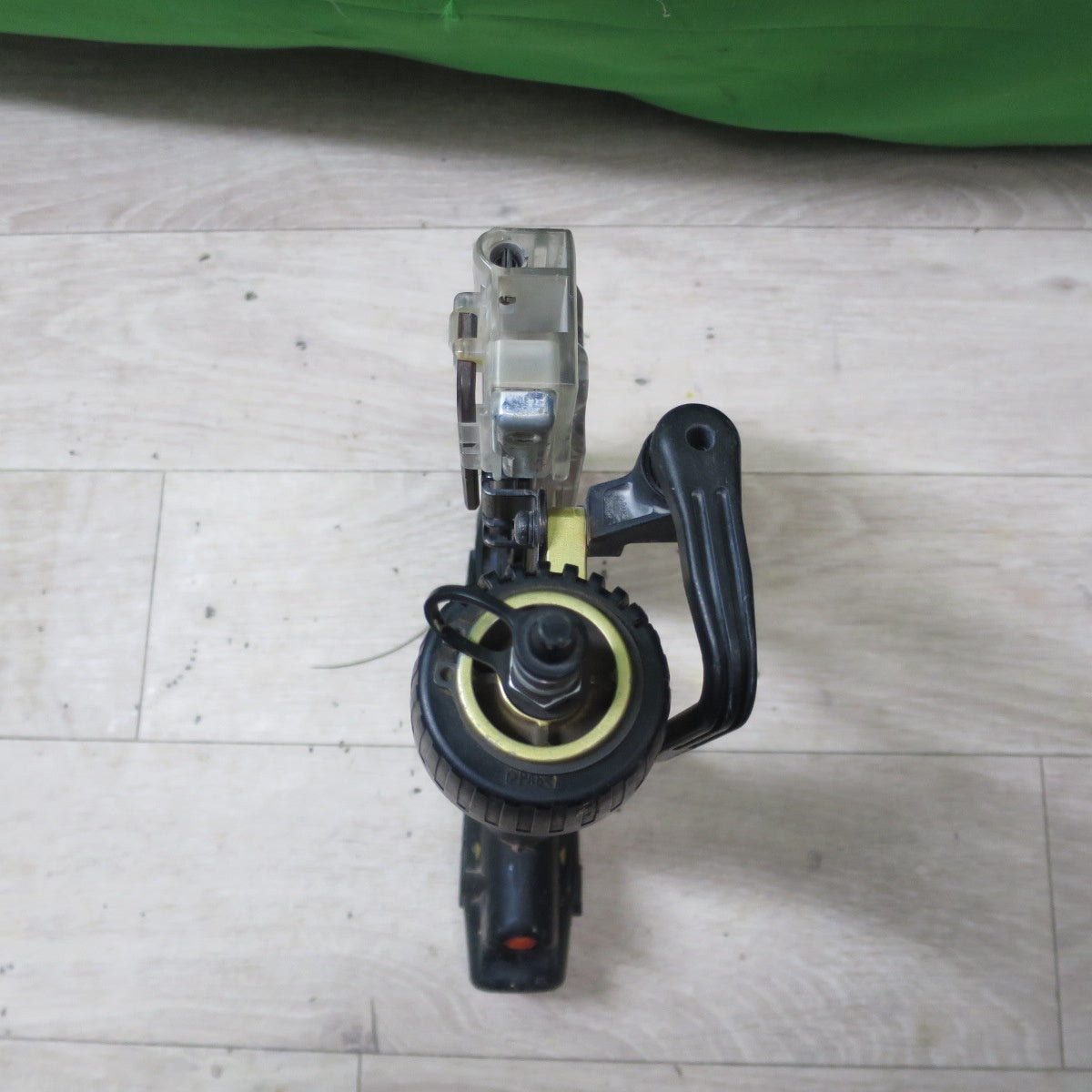 [送料無料] ☆日立工機 55mm 高圧 ピン 釘打機 ピンタッカー NP55HM 釘打ち機 ケース付き HITACHI エア 工具☆