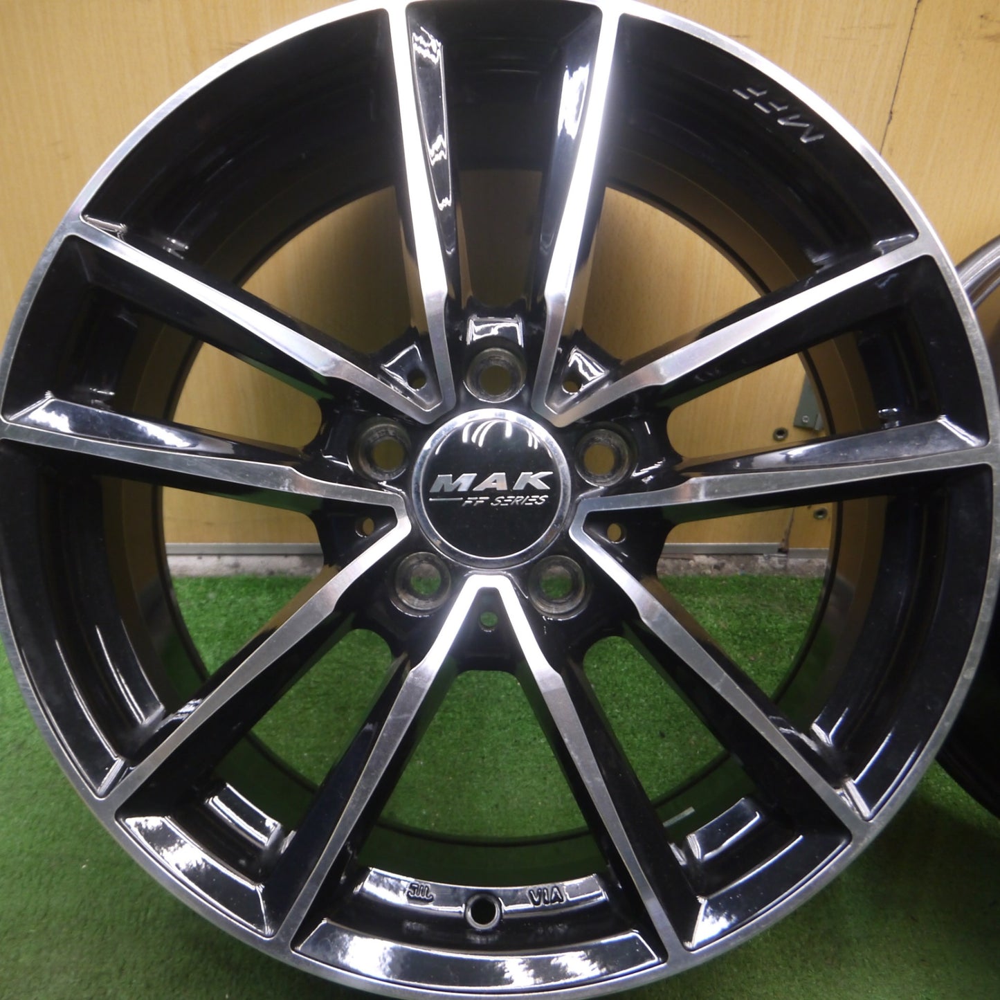 *送料無料* 4本価格★MAK BREMEN FF マック ブレーメン 17インチ ホイール 17×7.5J PCD112/5H★4061205Hホ