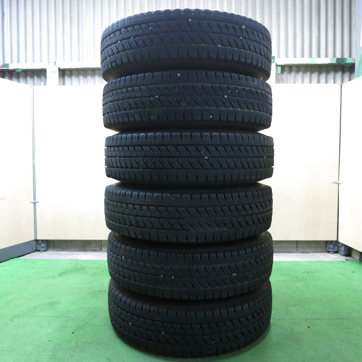 *送料無料* 6本価格★トラック タイヤ 215/85R16 120/118L スタッドレス ブリヂストン ブリザック W979 TOPY スチール 128-8TC 16インチ PCD222.25/6H★4071902ナス