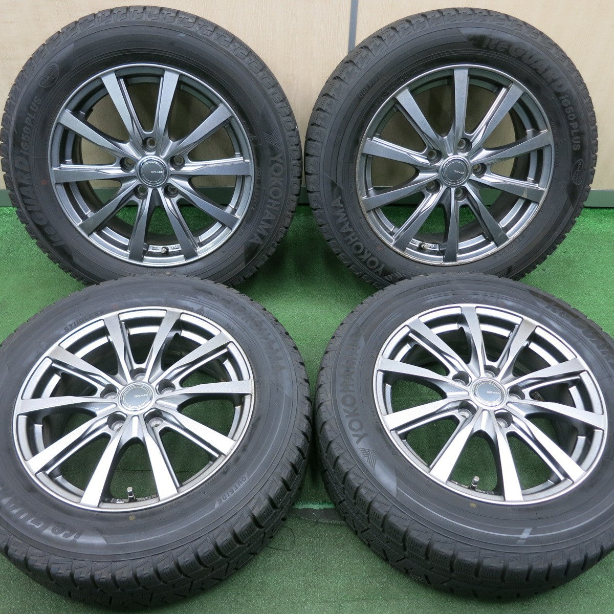 *送料無料* バリ溝！9分★スタッドレス 215/60R16 ヨコハマ アイスガード IG50 プラス GRASS グラス 16インチ PCD114.3/5H★4051502NJス