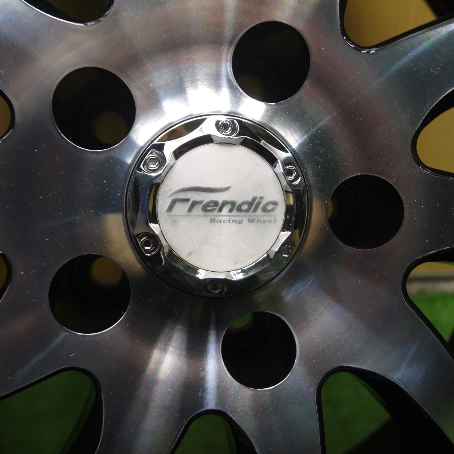 *送料無料* キレイ！付属品付★Frendic Racing ホイール 20インチ 20×8.5J PCD114.3/5H★4051011Hホ